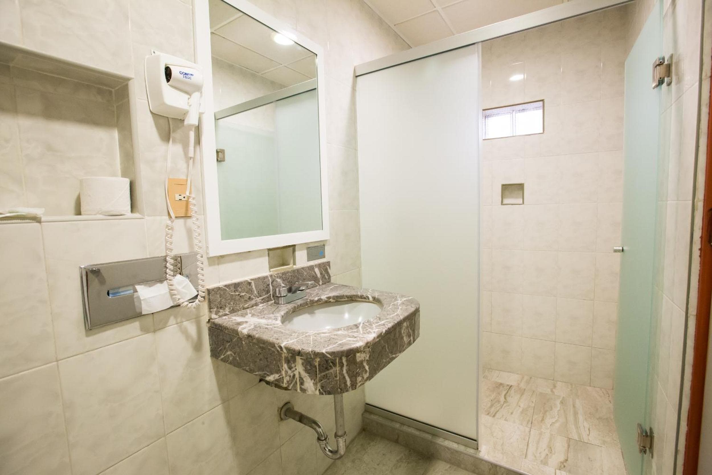 Hotel Diligencias — 26