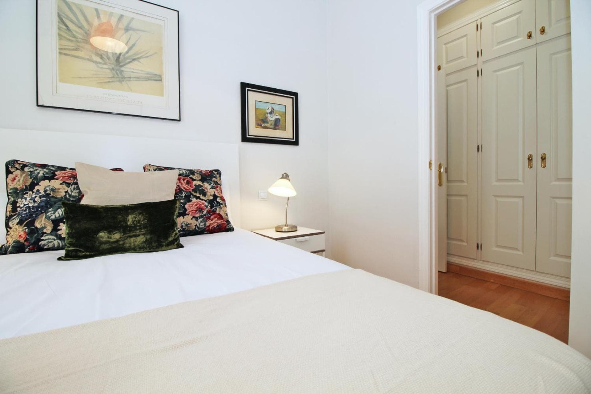 Del Parque Flats - Premium - Maestre

Rixos Premium Belek
Hotel Garni Anker
Mountain Resort Feuerberg
Riad Dar Anika
Pousada Maravilha
Pension zur Post
Hot — 27
