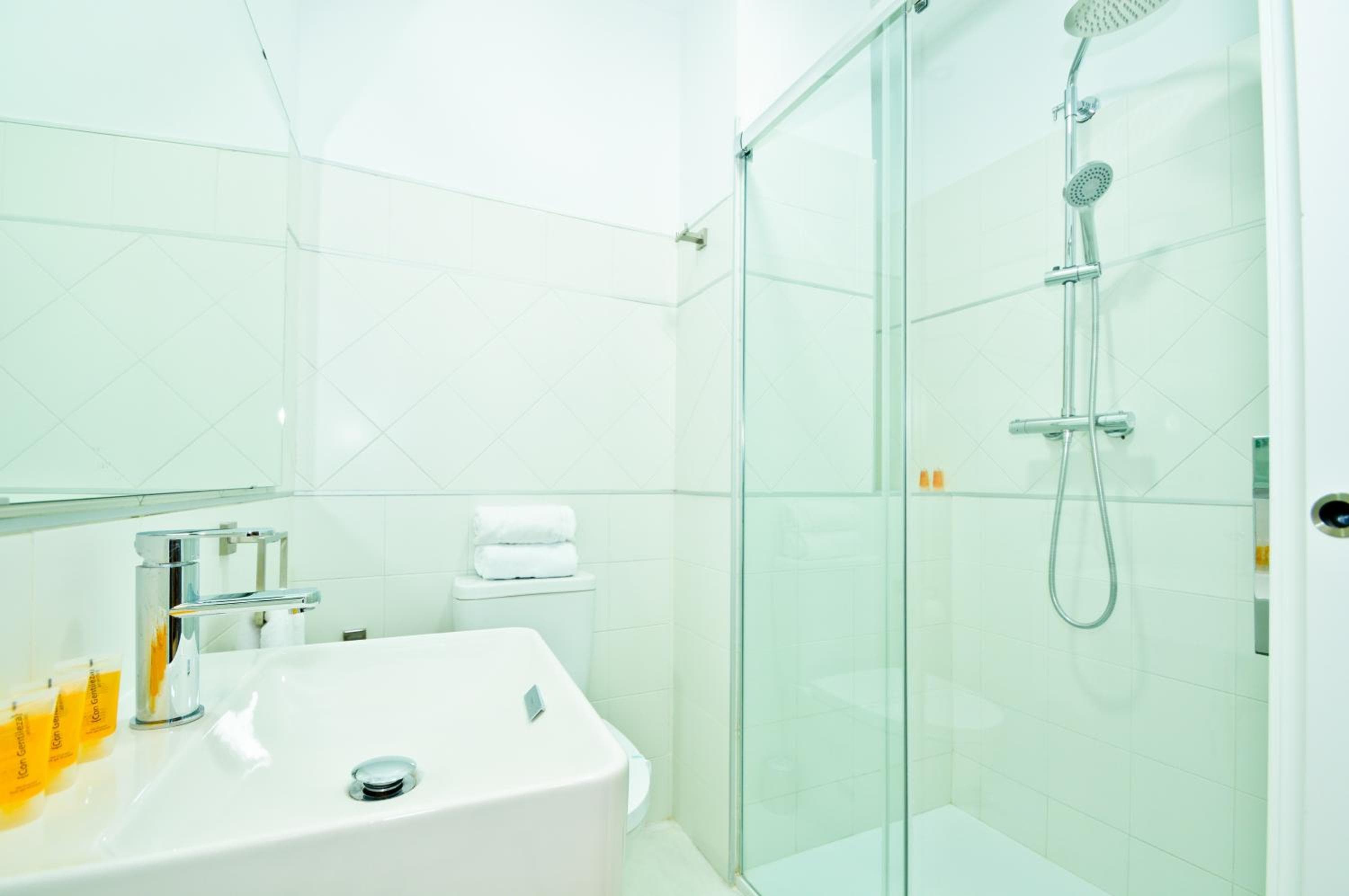 NineSuites — 28