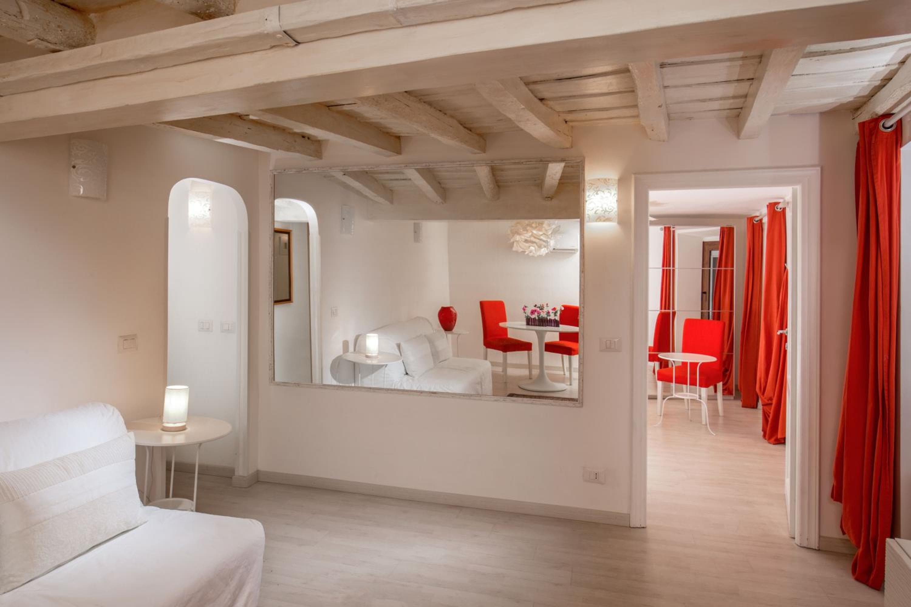 Boutique Hotel Campo de' Fiori — 2