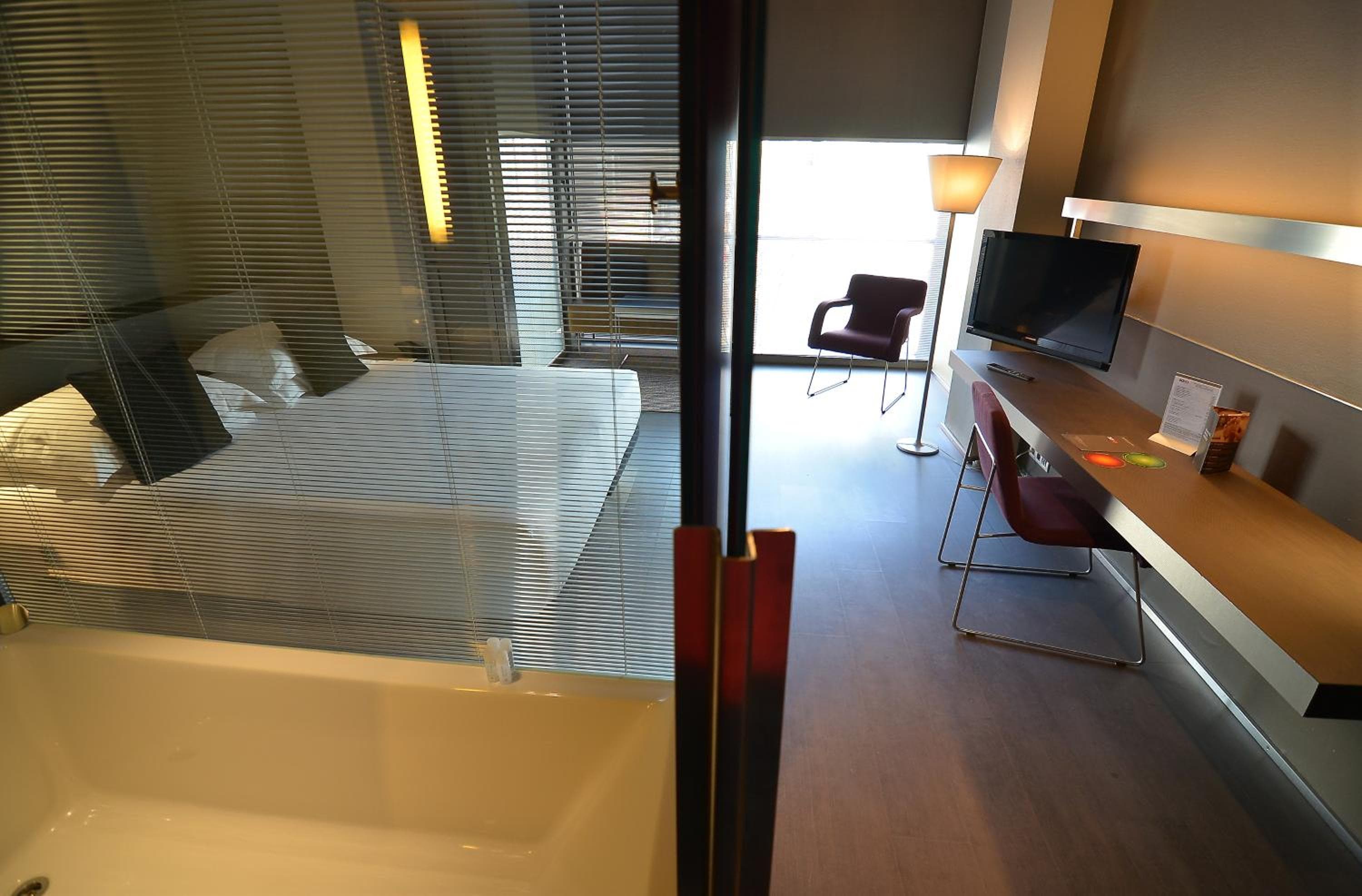 Hotel Soho — 25