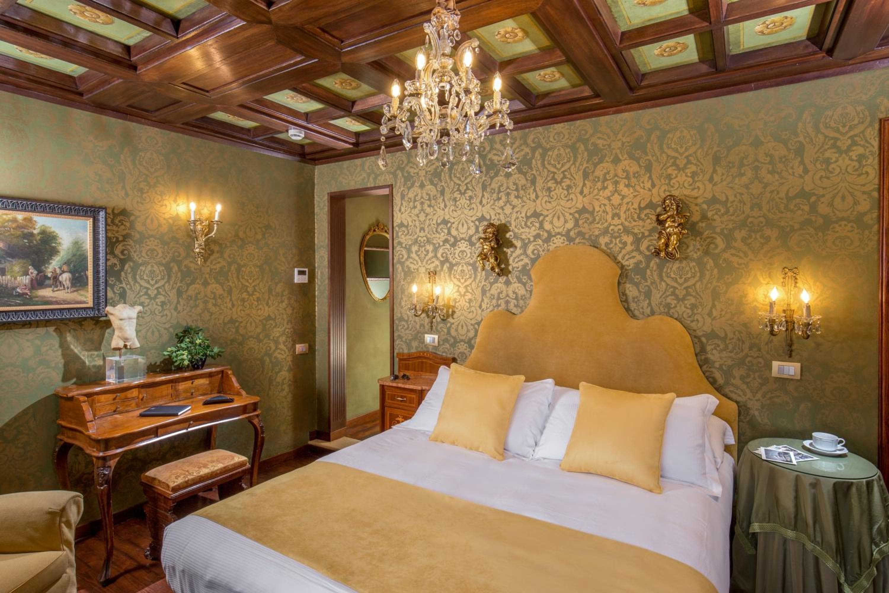 Boutique Hotel Campo de' Fiori — 10