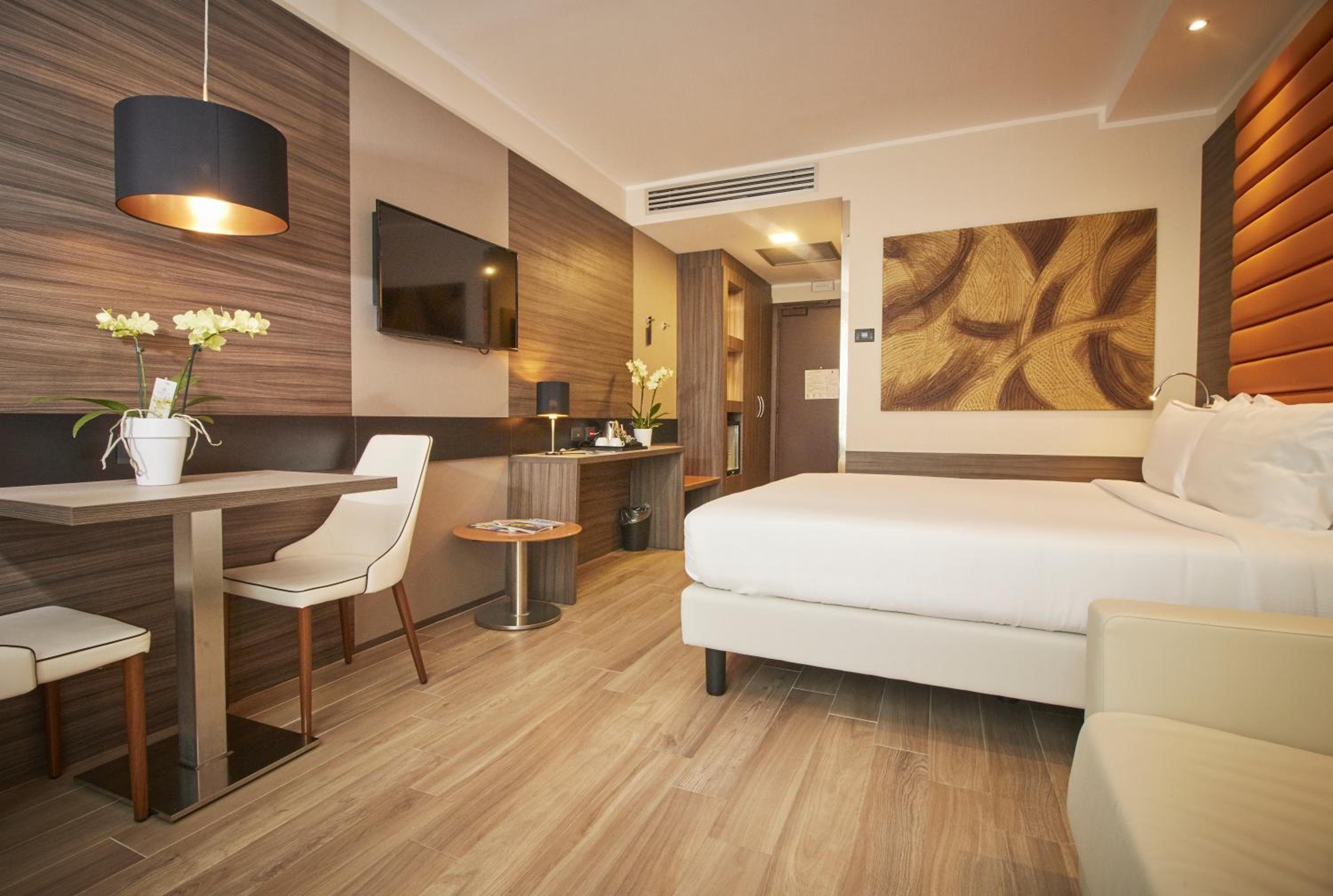iH Hotels Milano Lorenteggio — 9