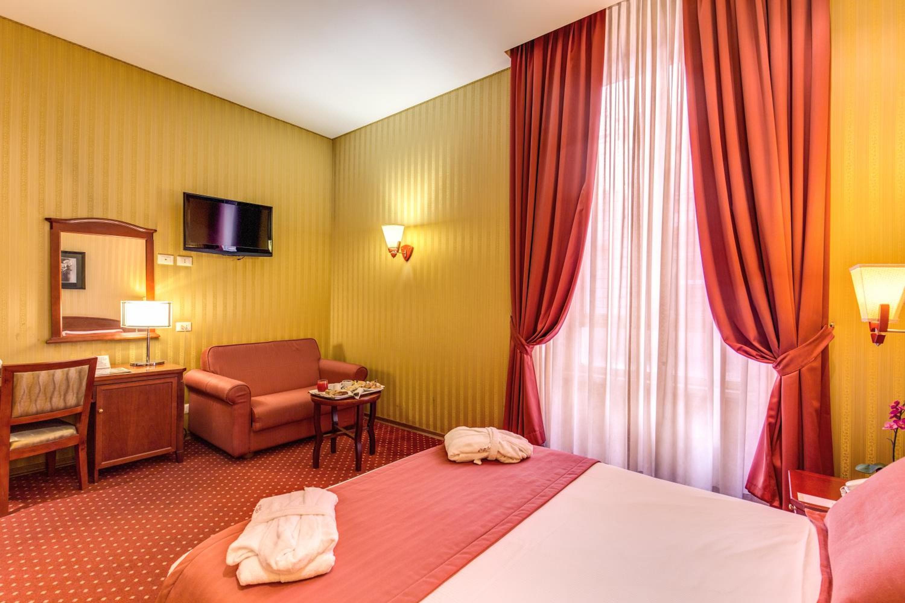 Augusta Lucilla Palace hotel, Via Massimo D'Azeglio 24, Rome, Italy — photo 65