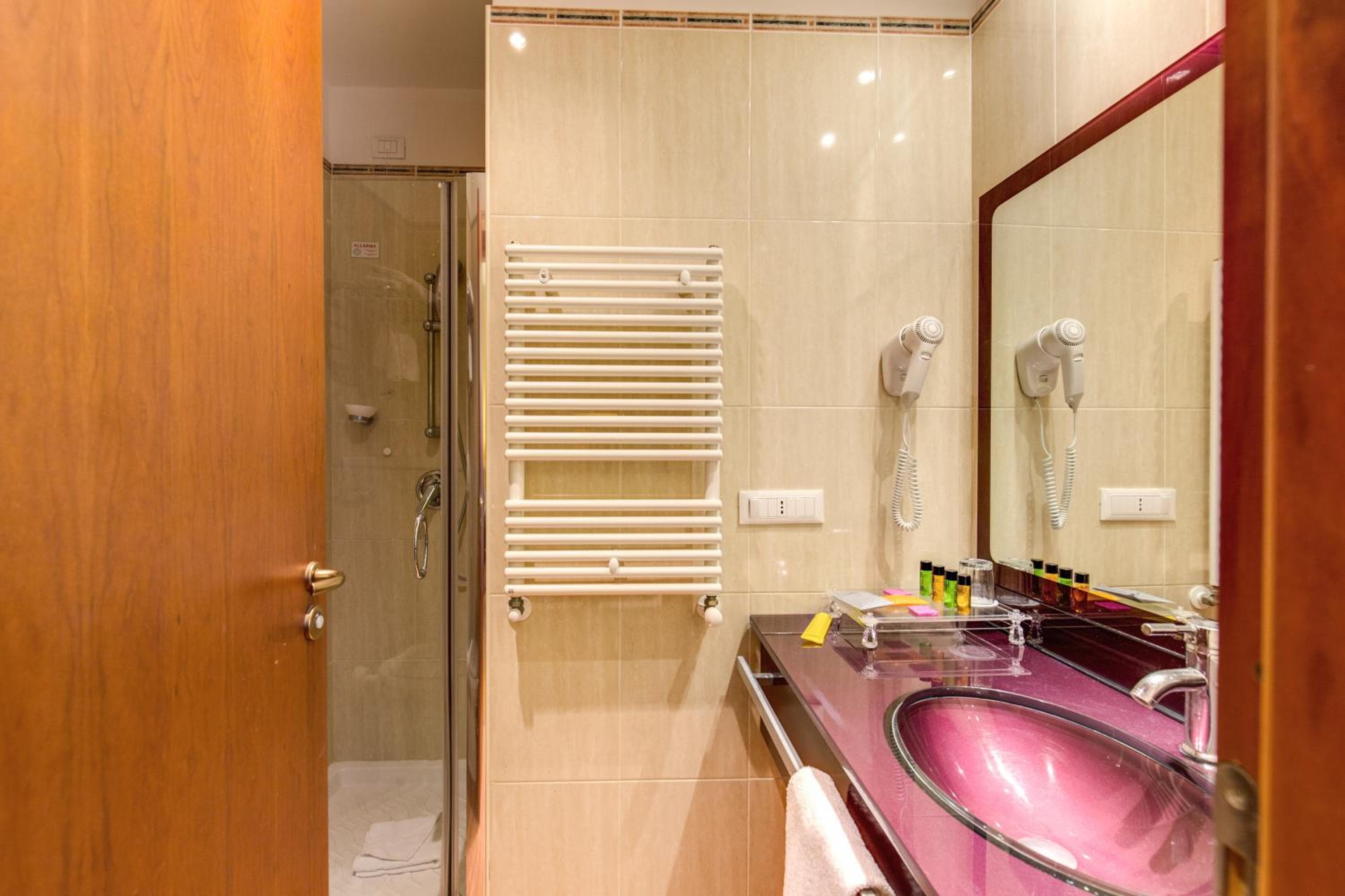 Augusta Lucilla Palace hotel, Via Massimo D'Azeglio 24, Rome, Italy — photo 78