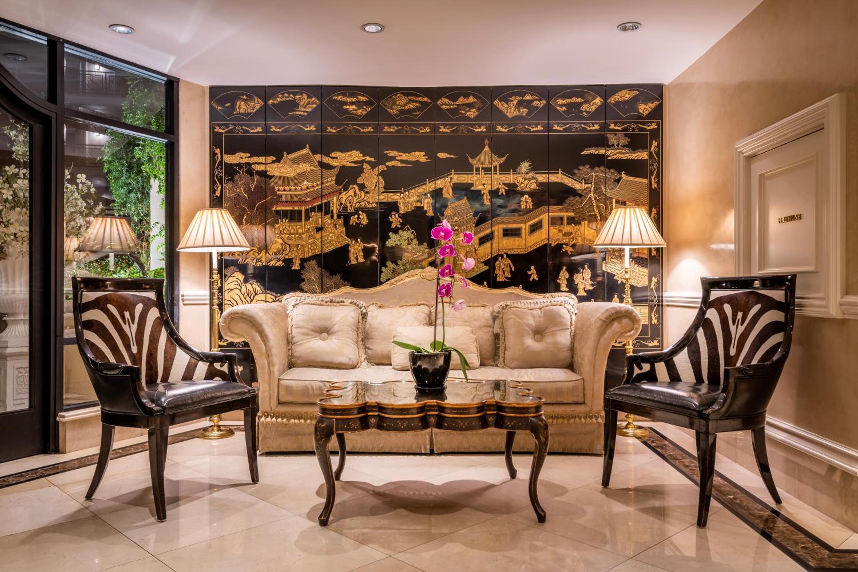 Beverly Hills Plaza Hotel & Spa — 4