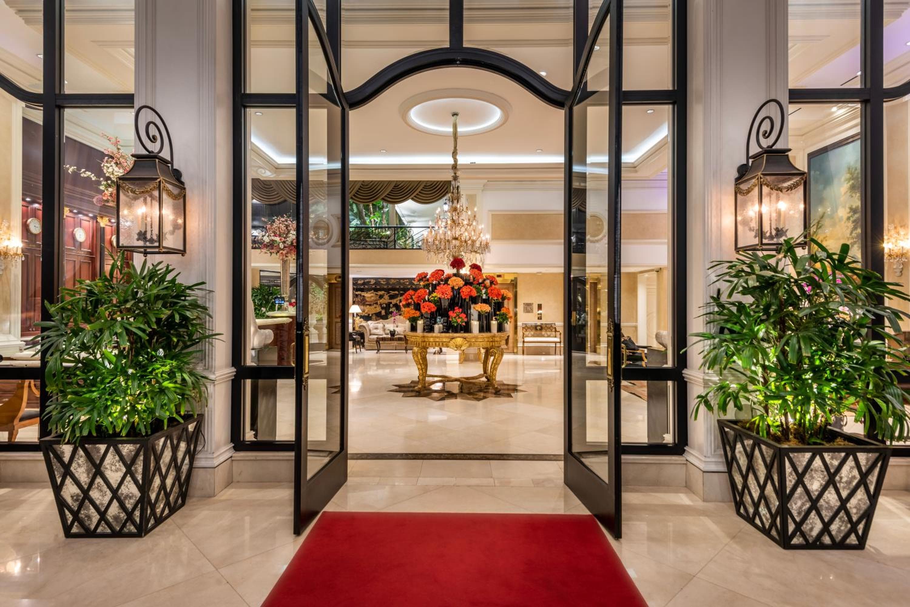 Beverly Hills Plaza Hotel & Spa — 2