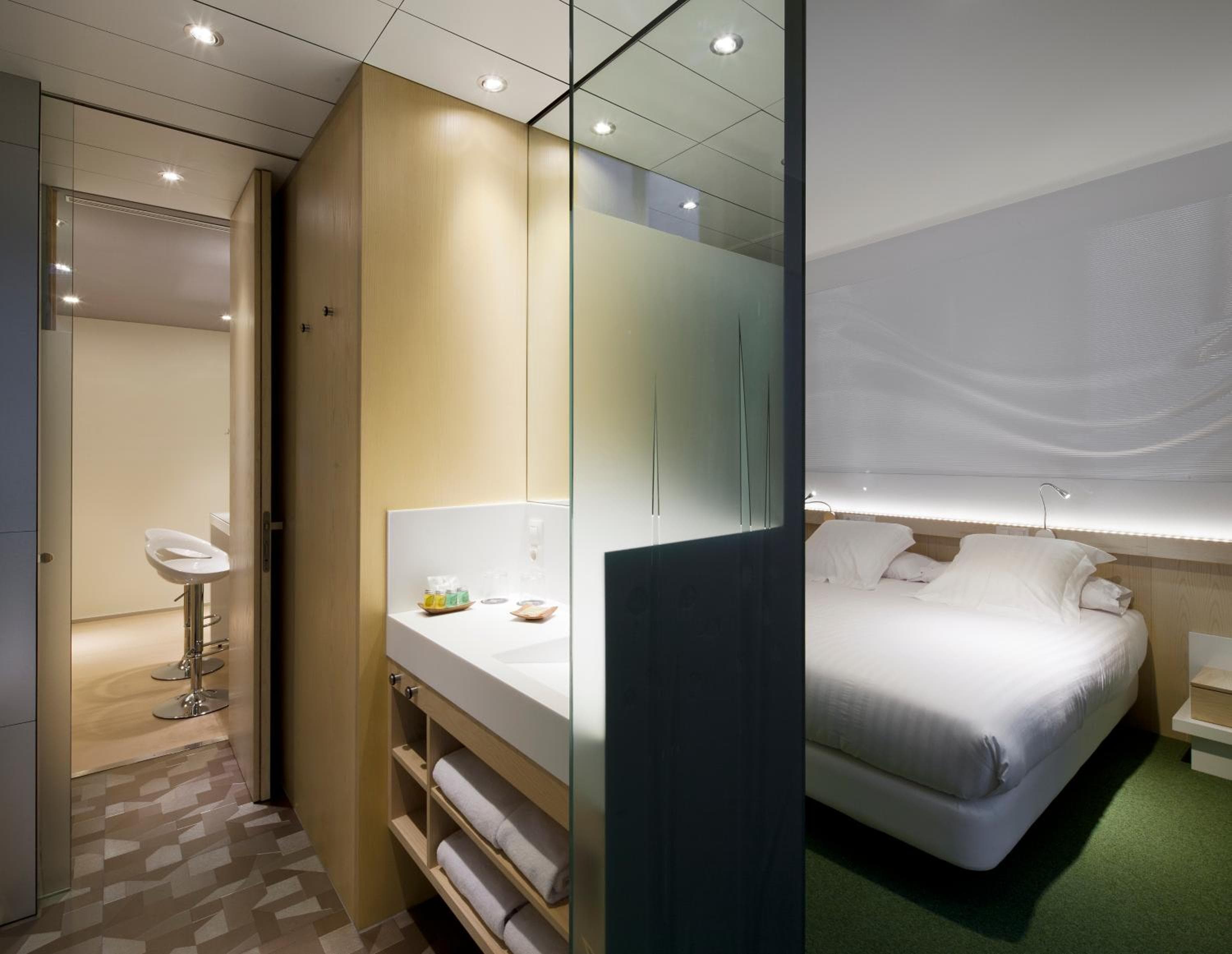 Ako Suite Hotel — 15