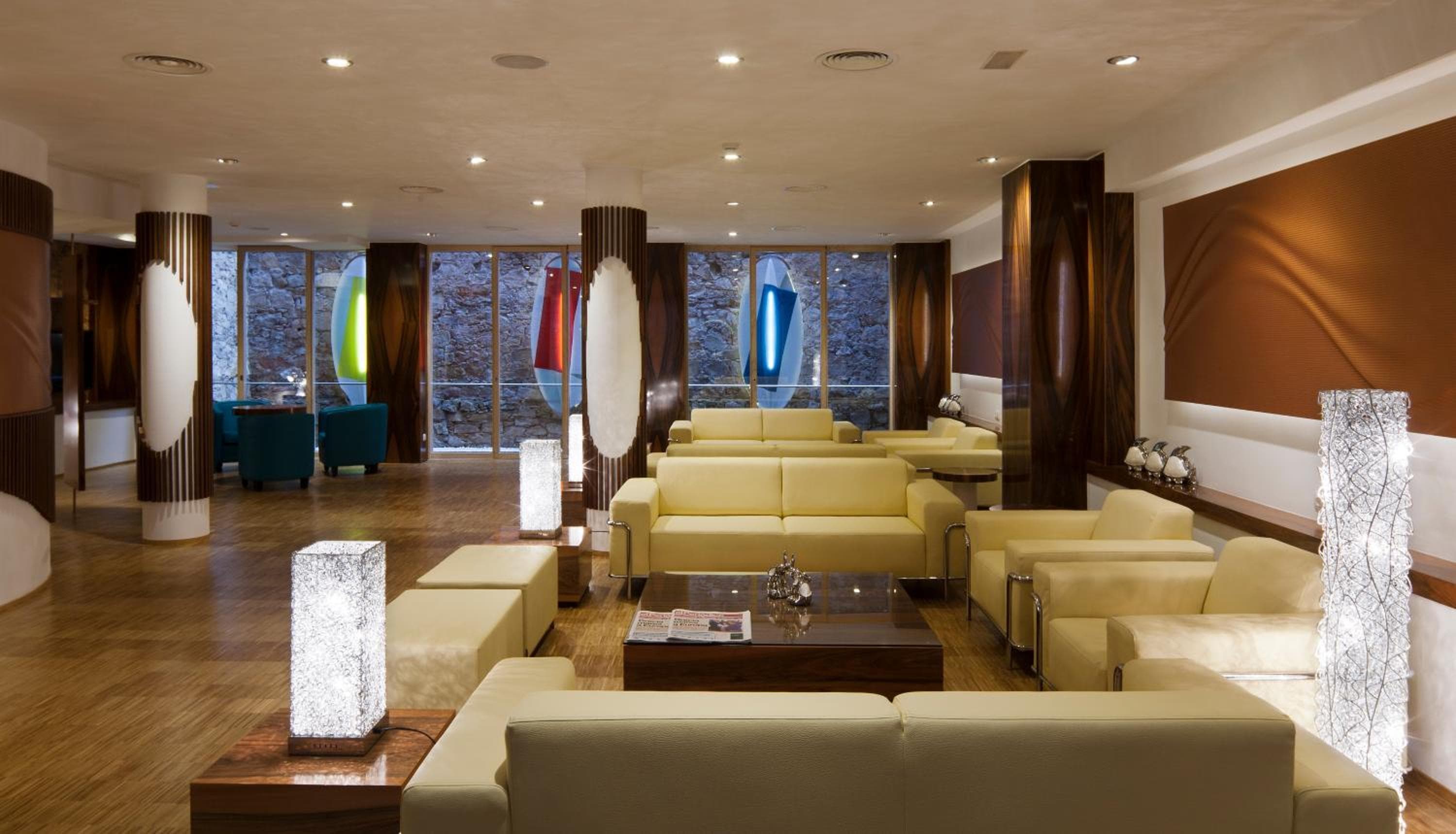 Ako Suites Hotel — 3