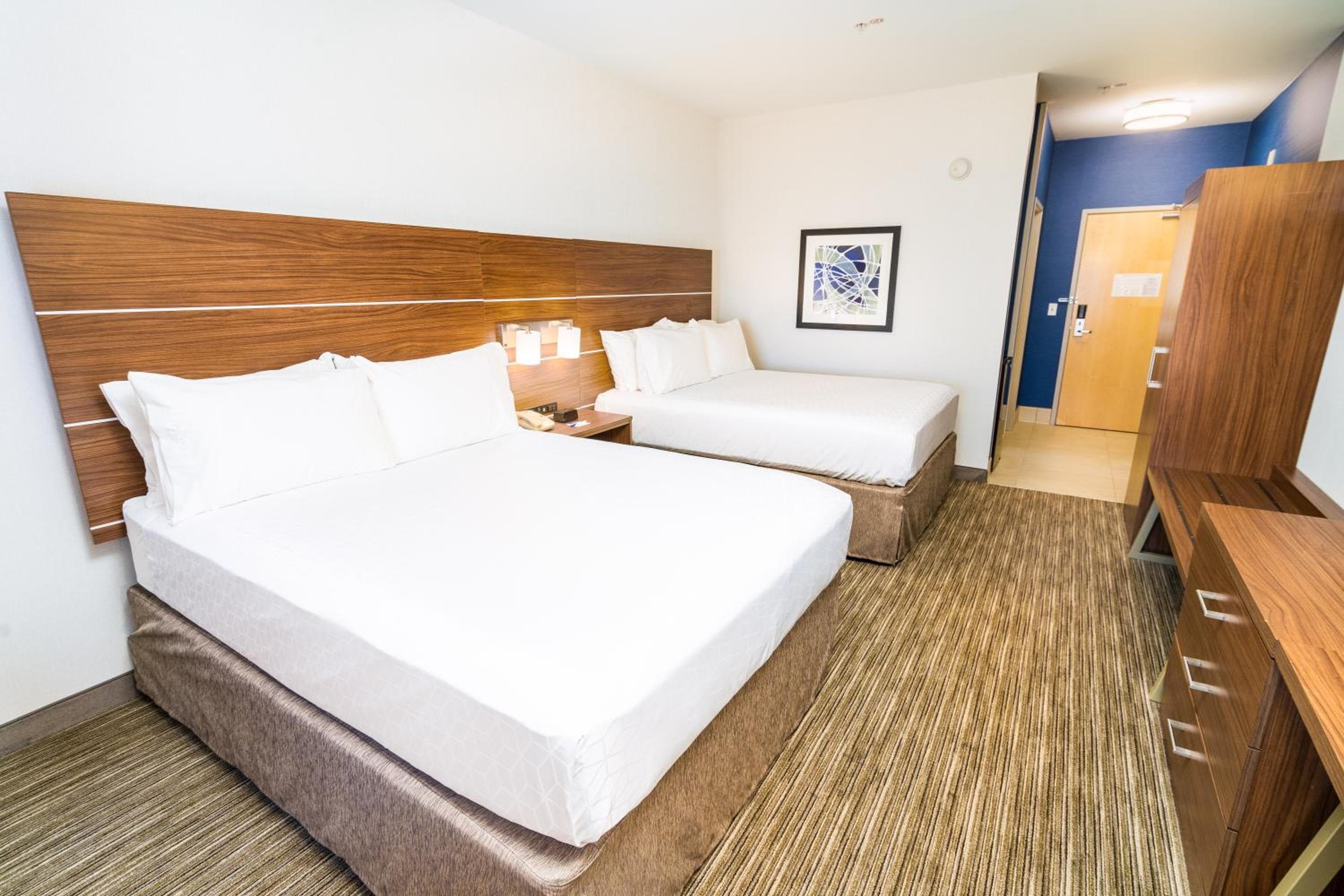 Holiday Inn Express & Suites Las Vegas SW Springvalley, un hotel IHG — 2