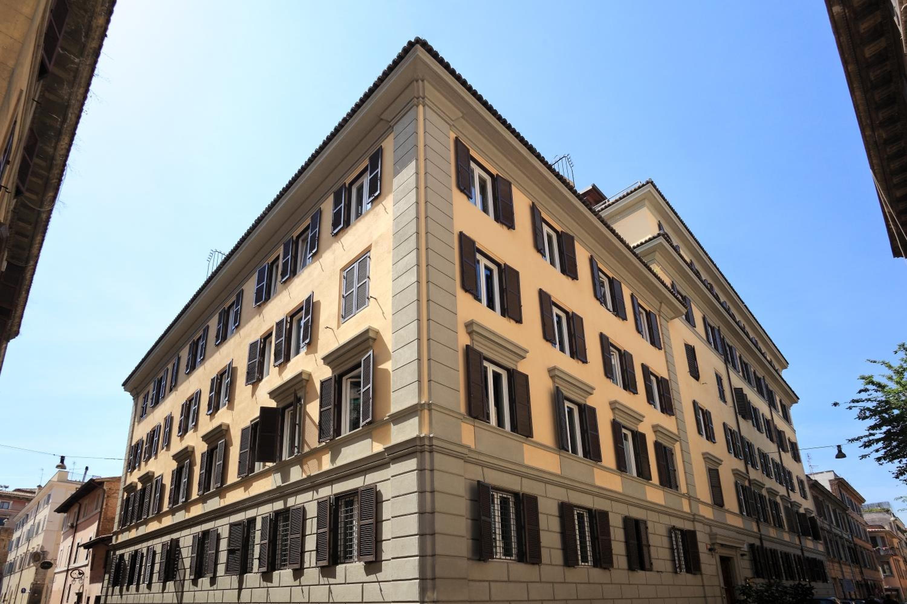 Trianon Borgo Pio Aparthotel — 30