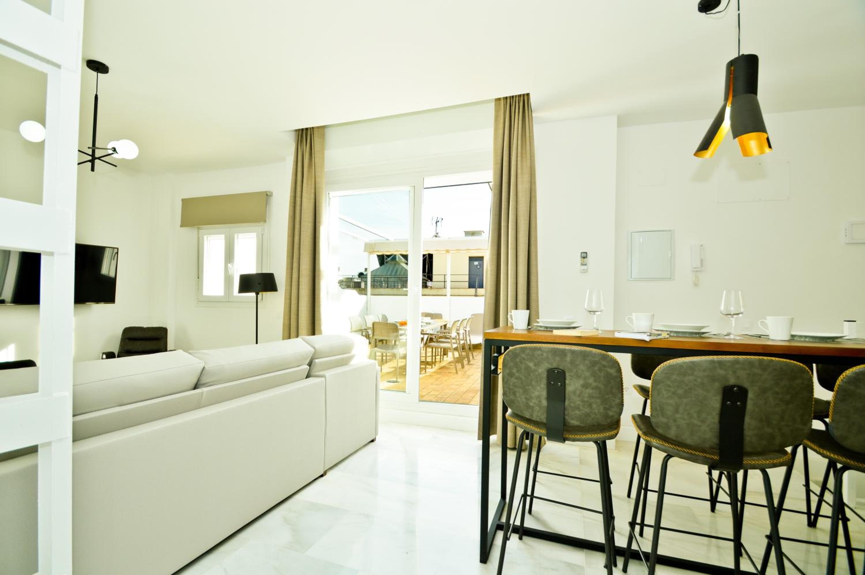 NueveSuites — 23