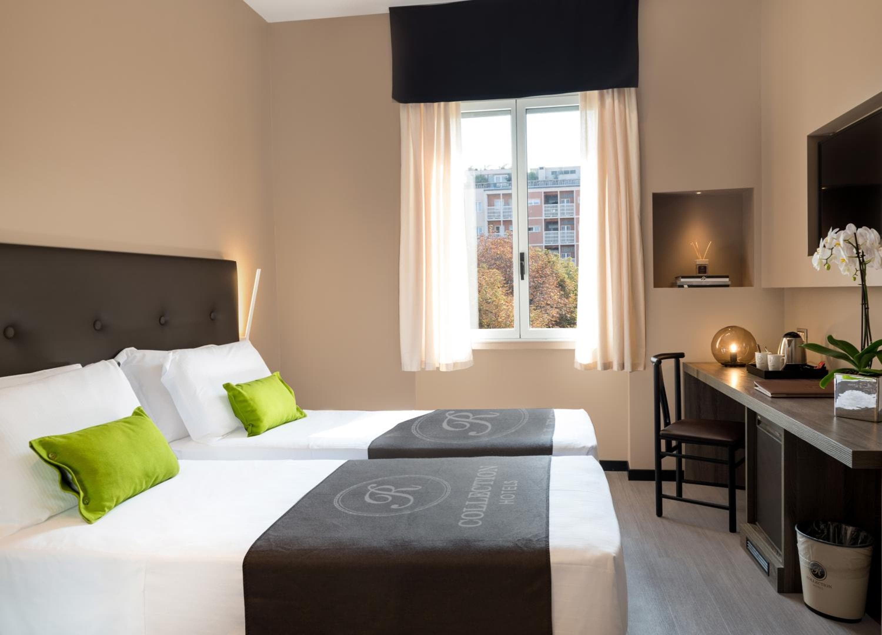 Hotel Mentana, di R Collection Hotels — 27