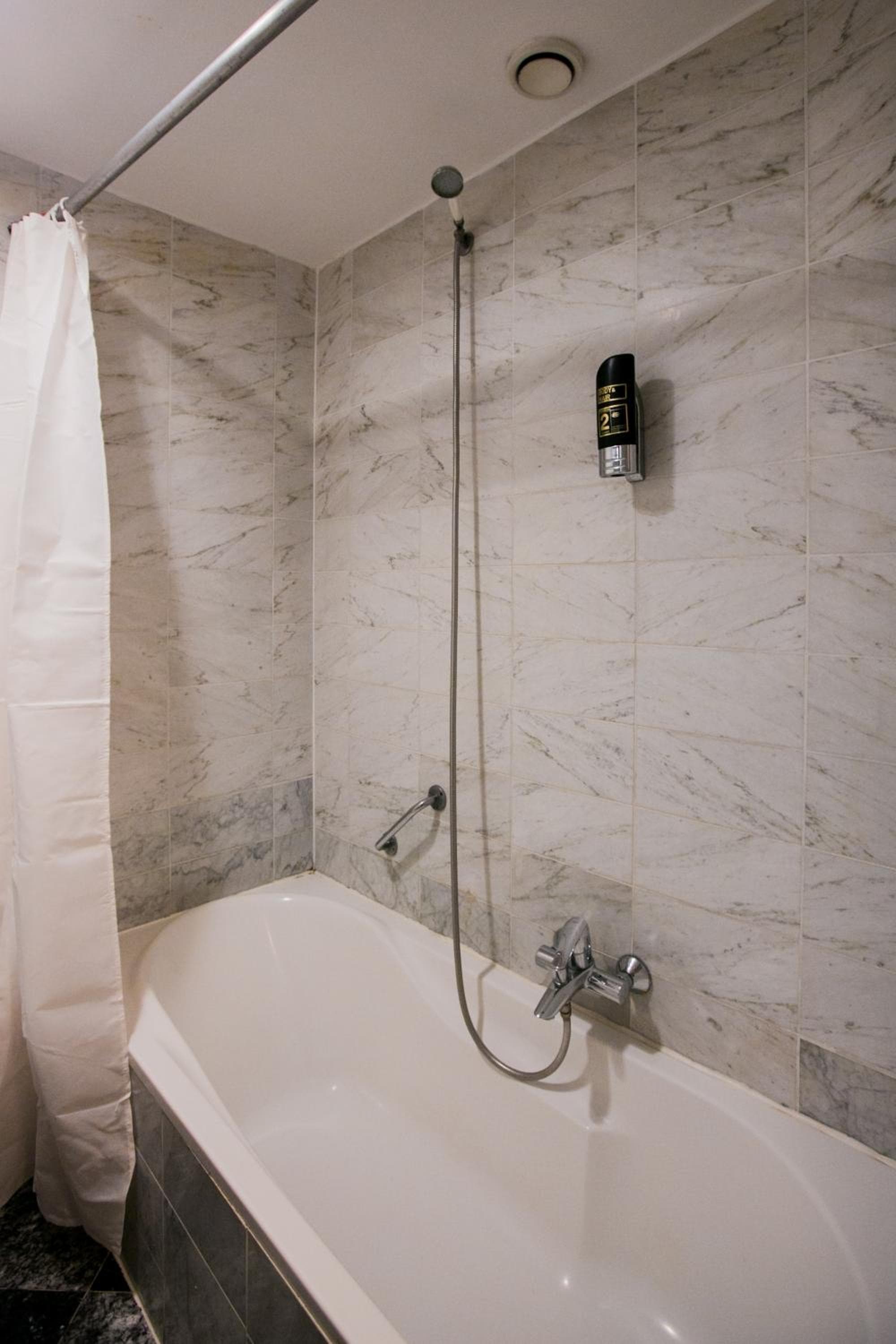 Hotel Atlanta — 18