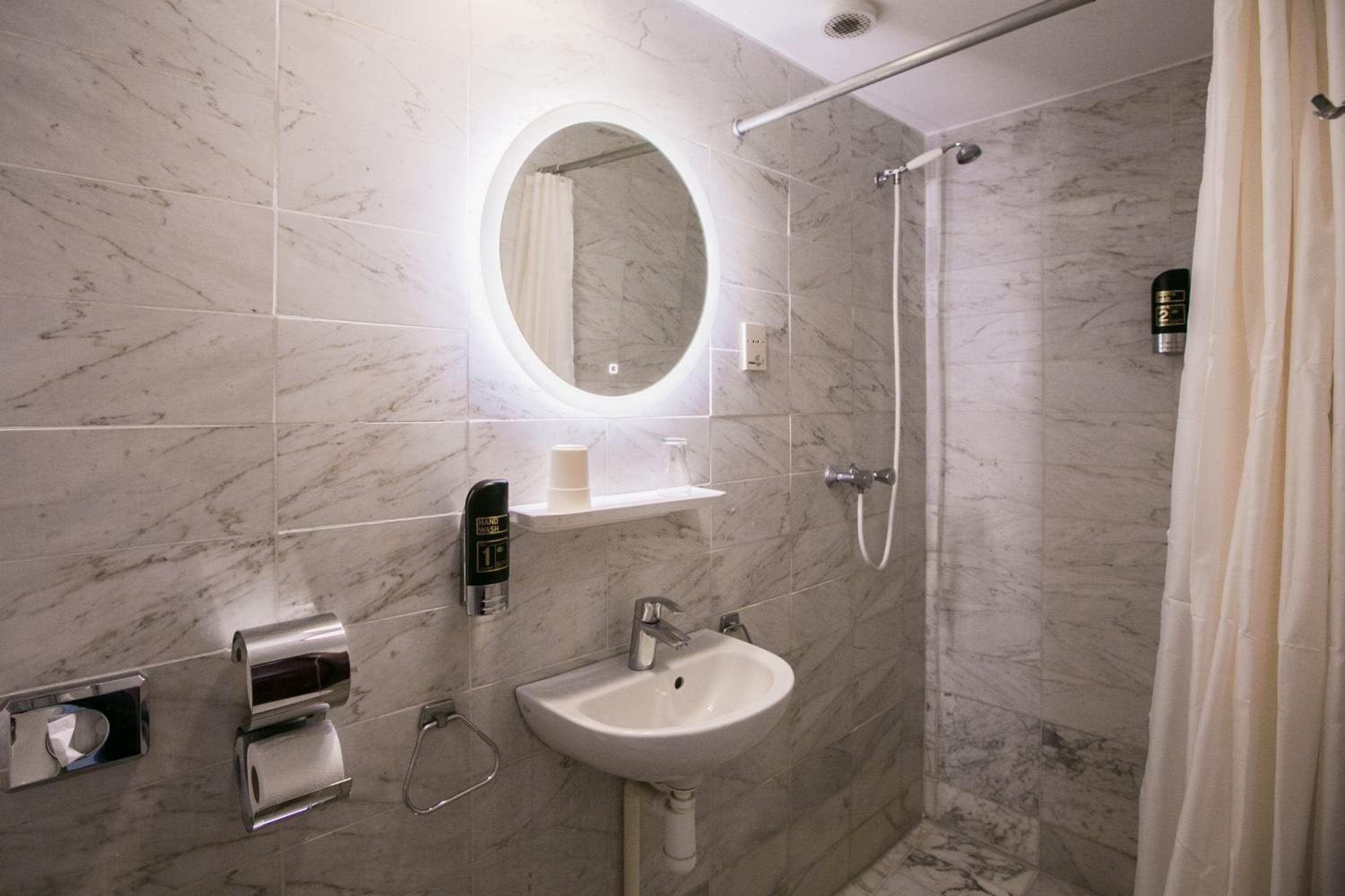 Hotel Atlanta — 25