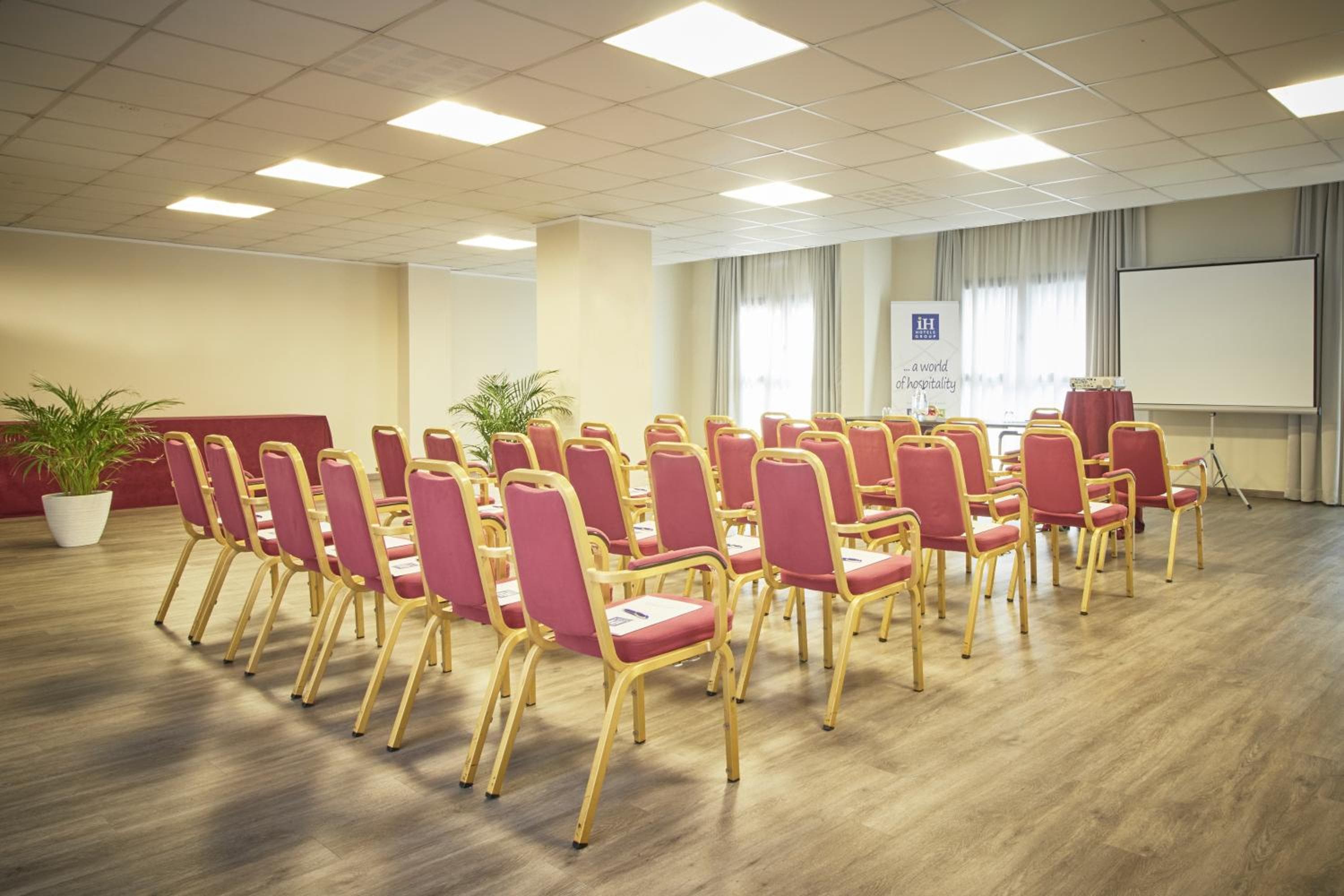 iH Hotels Milano Watt 13 — 20