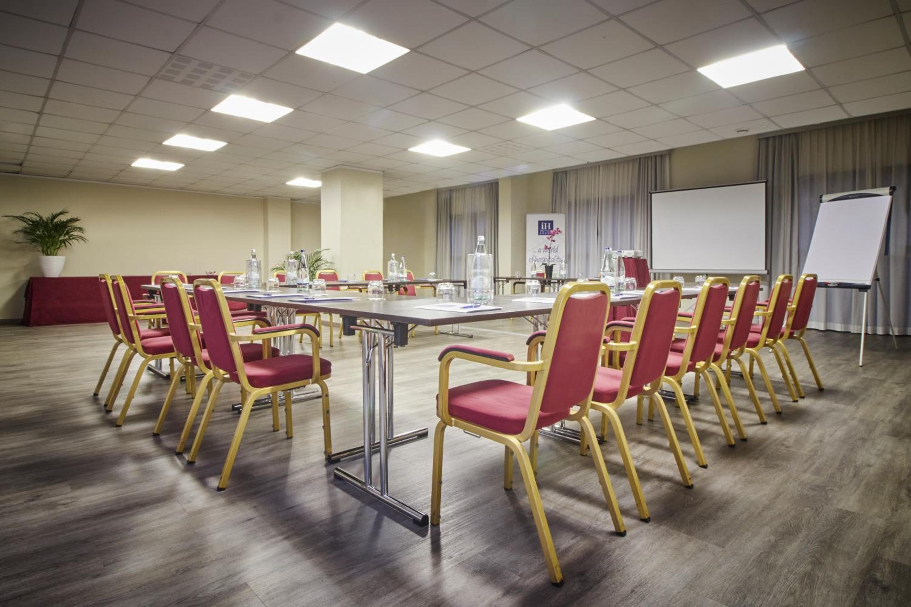 iH Hotels Milano Watt 13 — 18