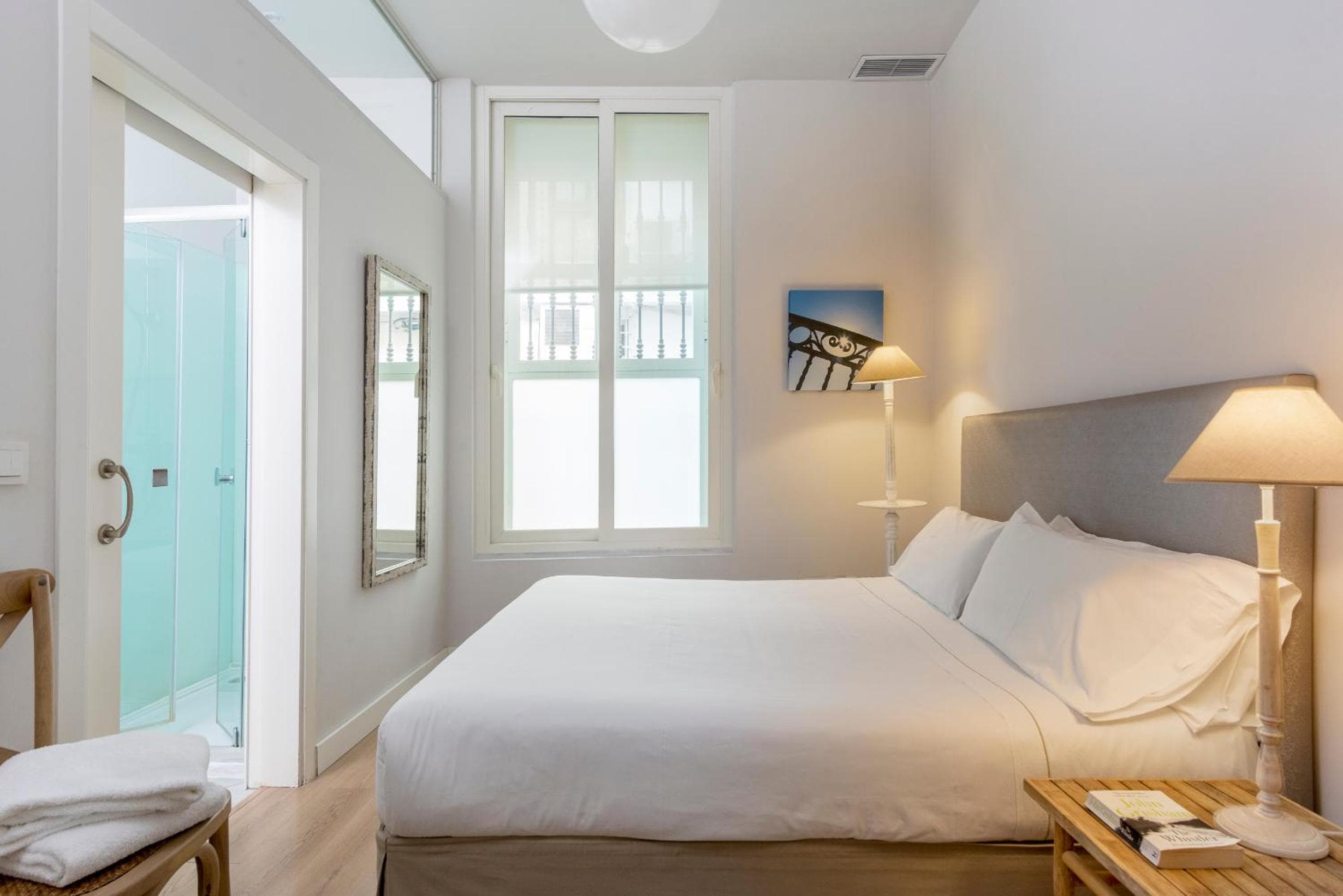 Suites Sevilla Plaza — 8