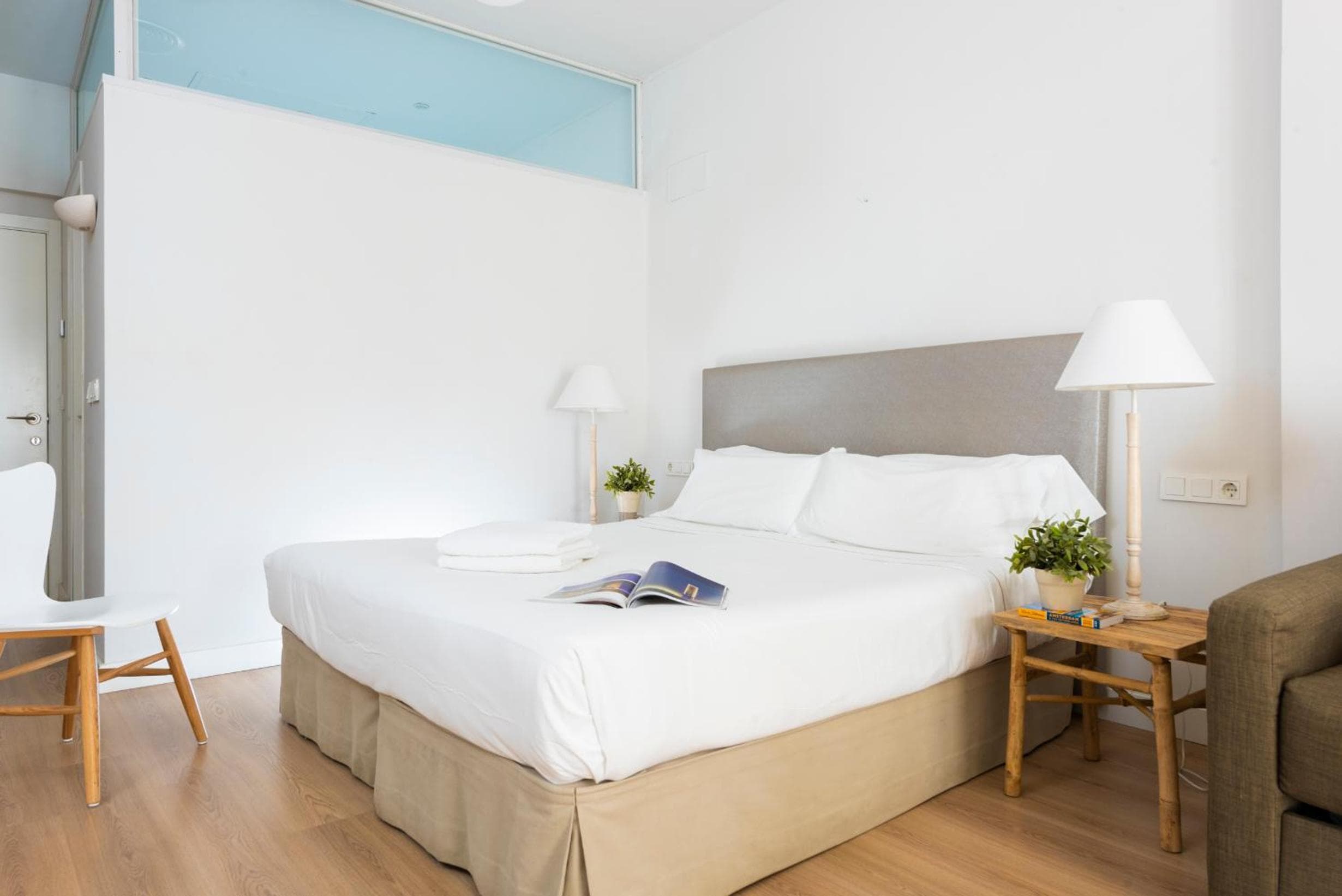 Suites Sevilla Plaza — 24