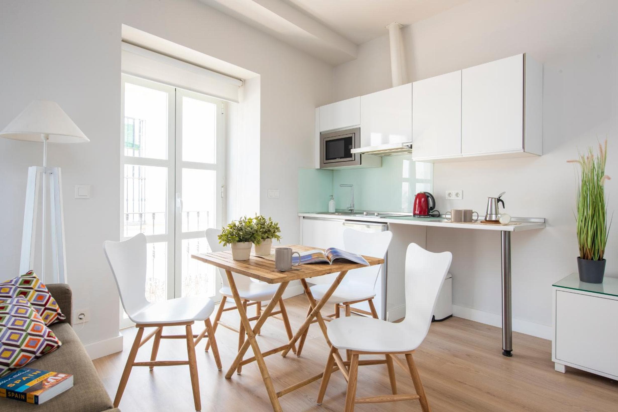 Suites Sevilla Plaza — 4