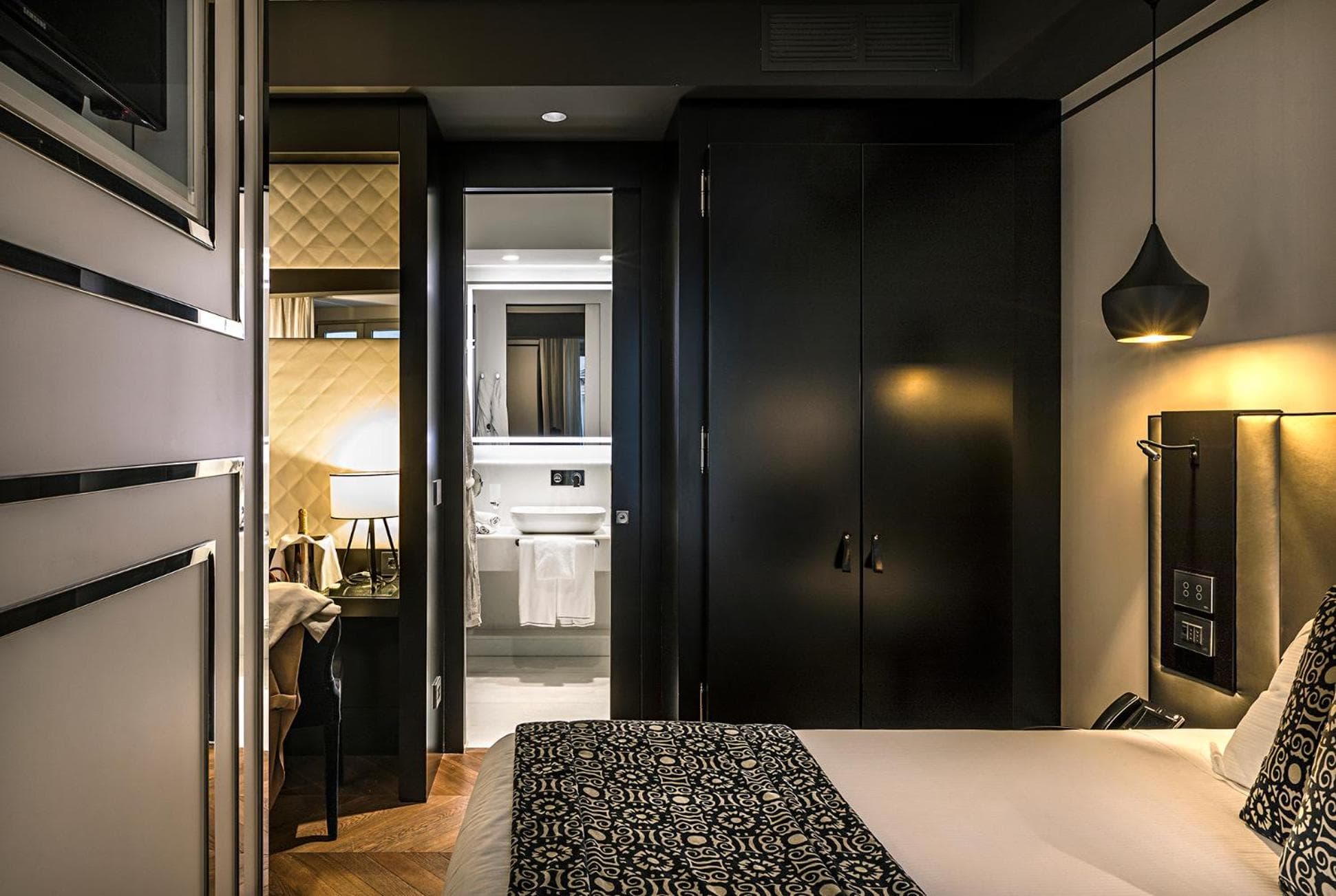Corso 281 Luxury Suites — 19