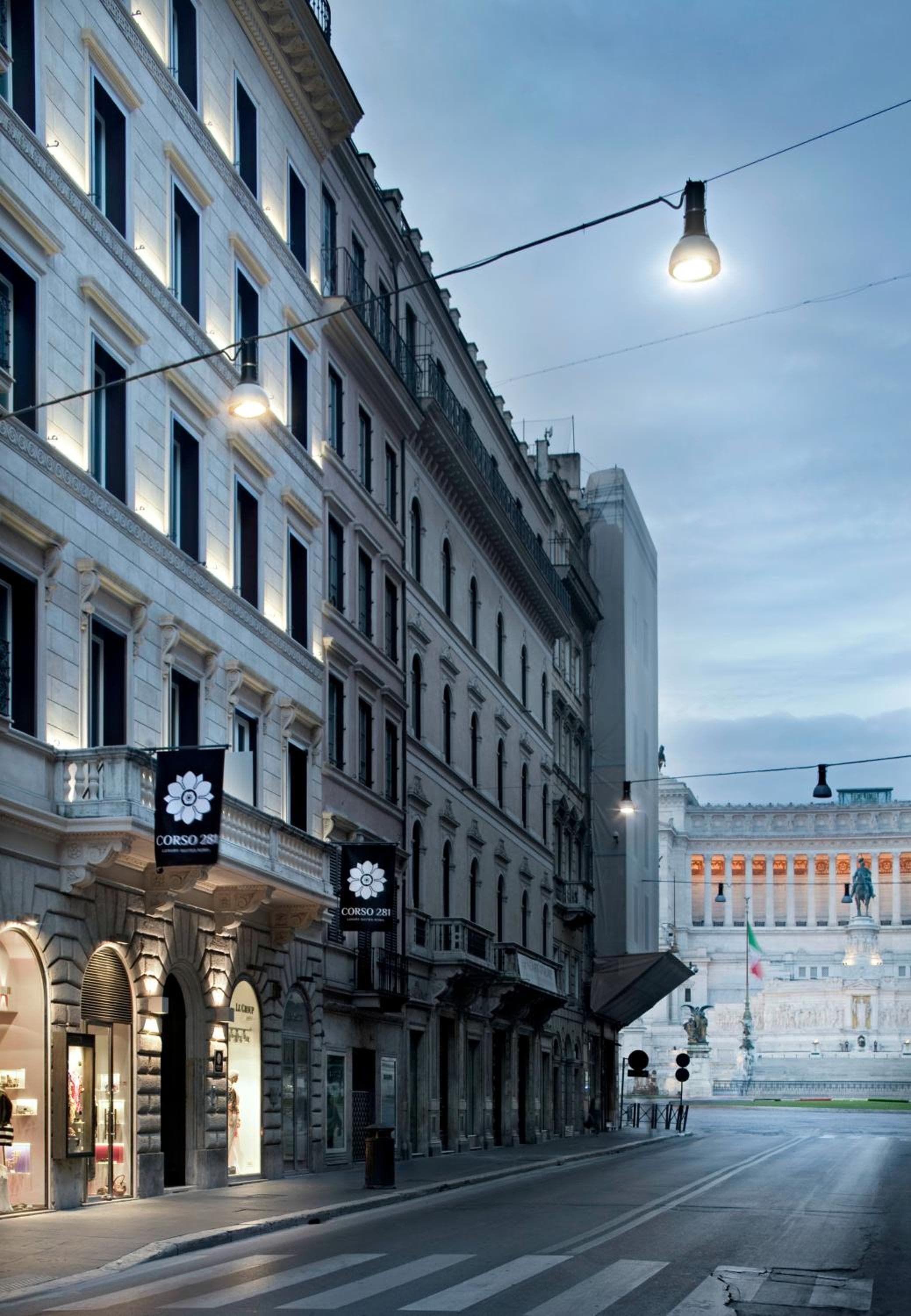 Corso 281 Luxury Suites — 1