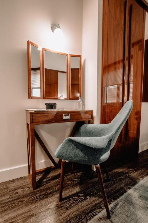 Hotel Hugo — 10