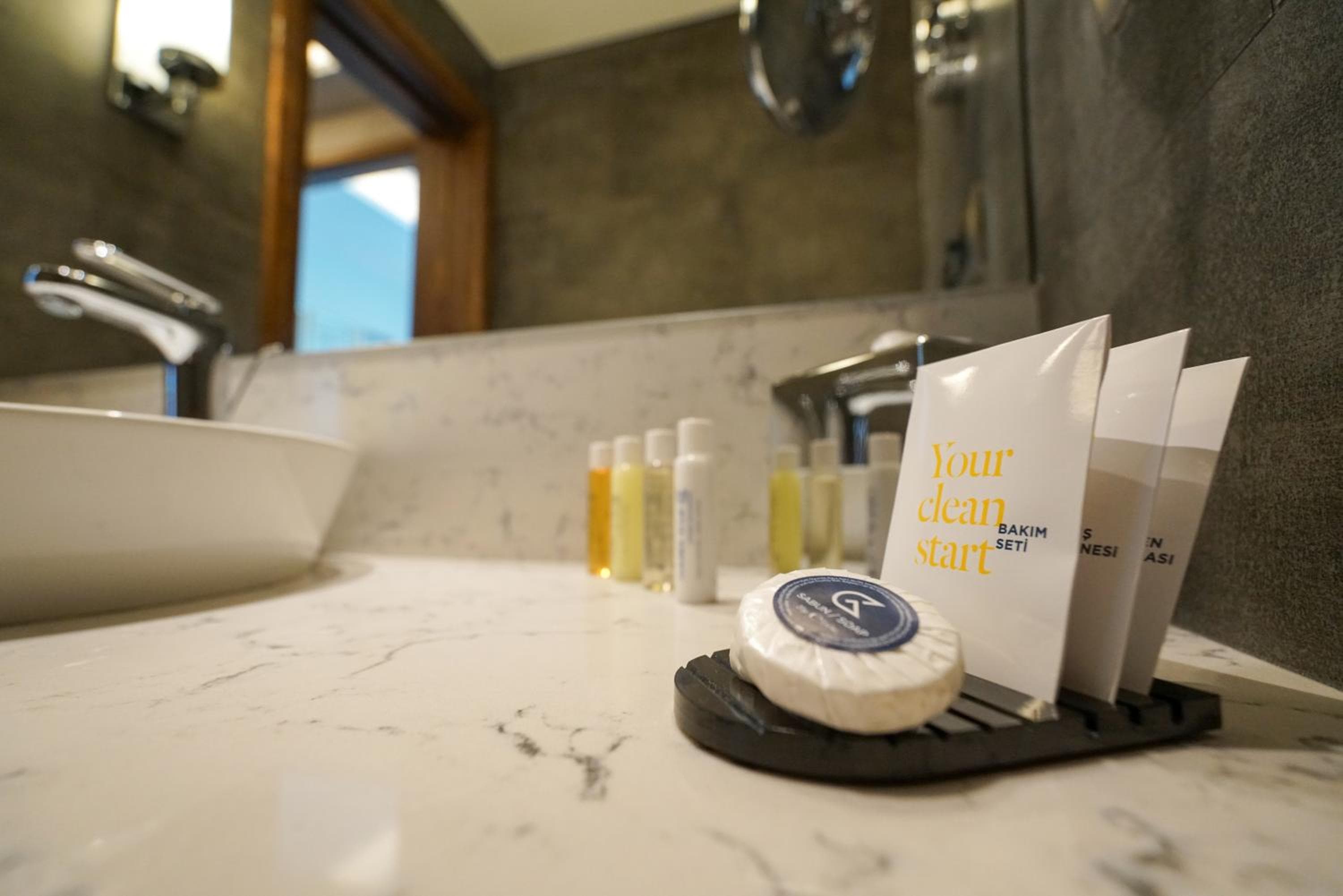 Golden Tulip Estambul Bayrampasa — 11