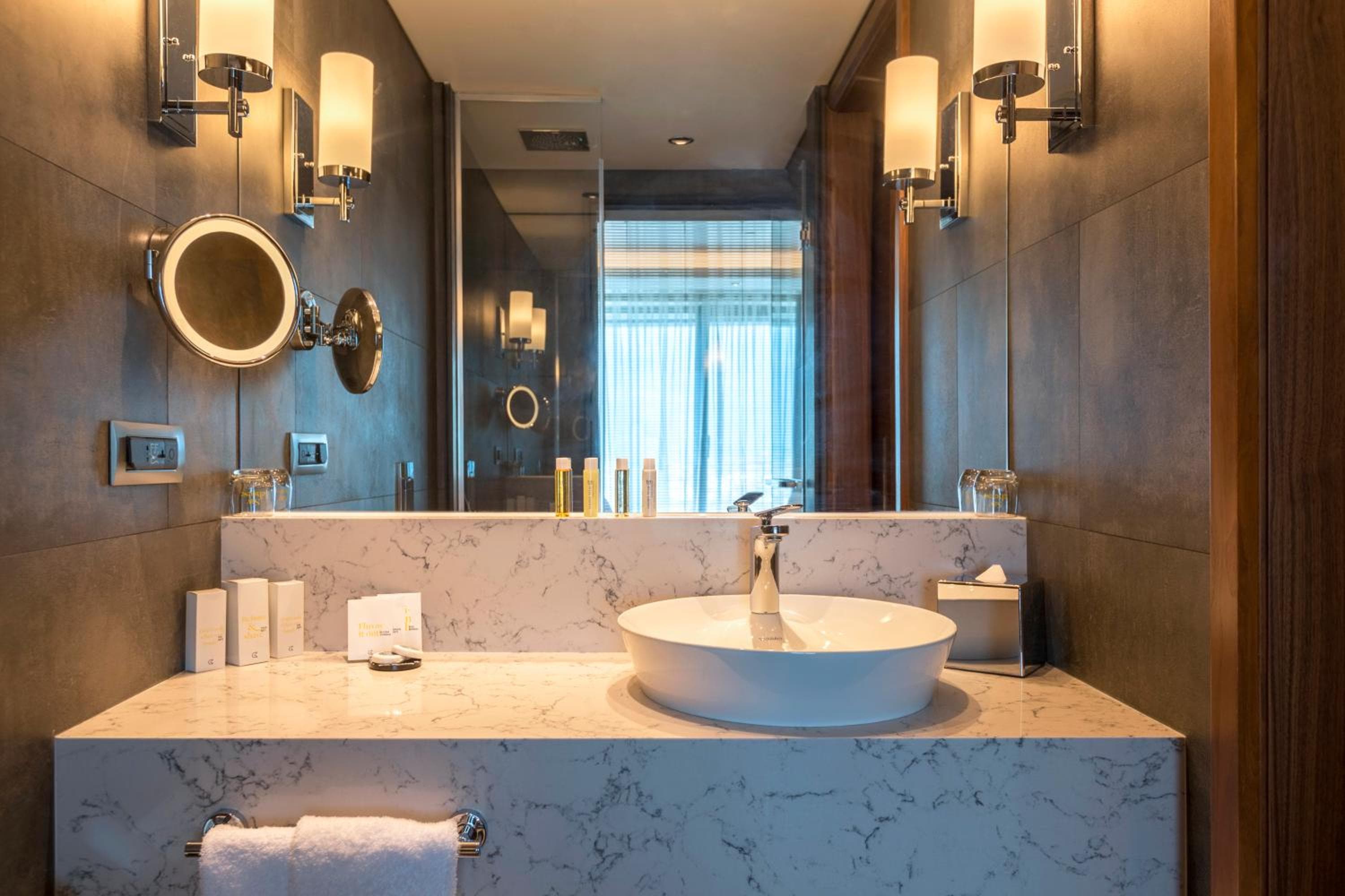 Golden Tulip Estambul Bayrampasa — 9