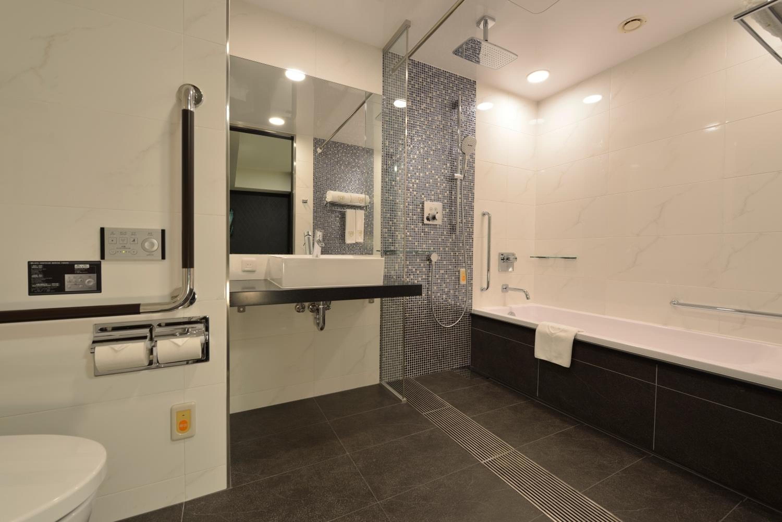 The Royal Park Hotel Tokyo Haneda Airport Terminal 3 hotel, Ota-ku Haneda Airport 2-6-5, Tokyo, Japan — photo 59