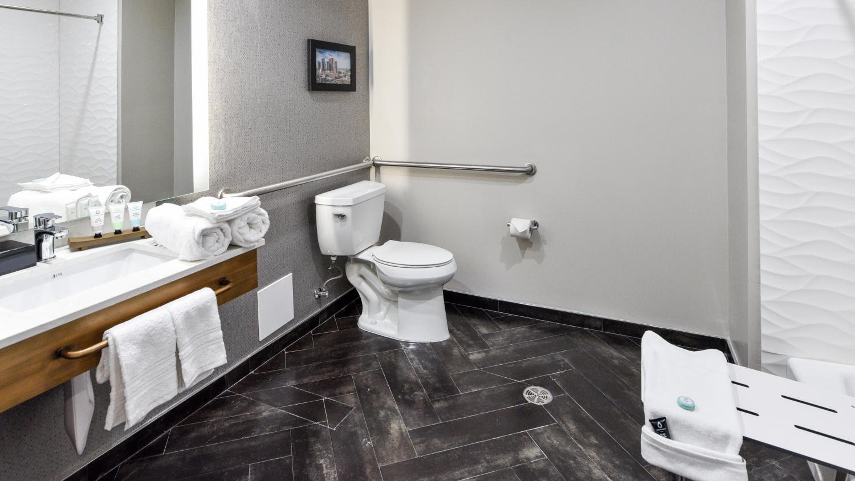 Hollywood Inn Suites Hotel — 20