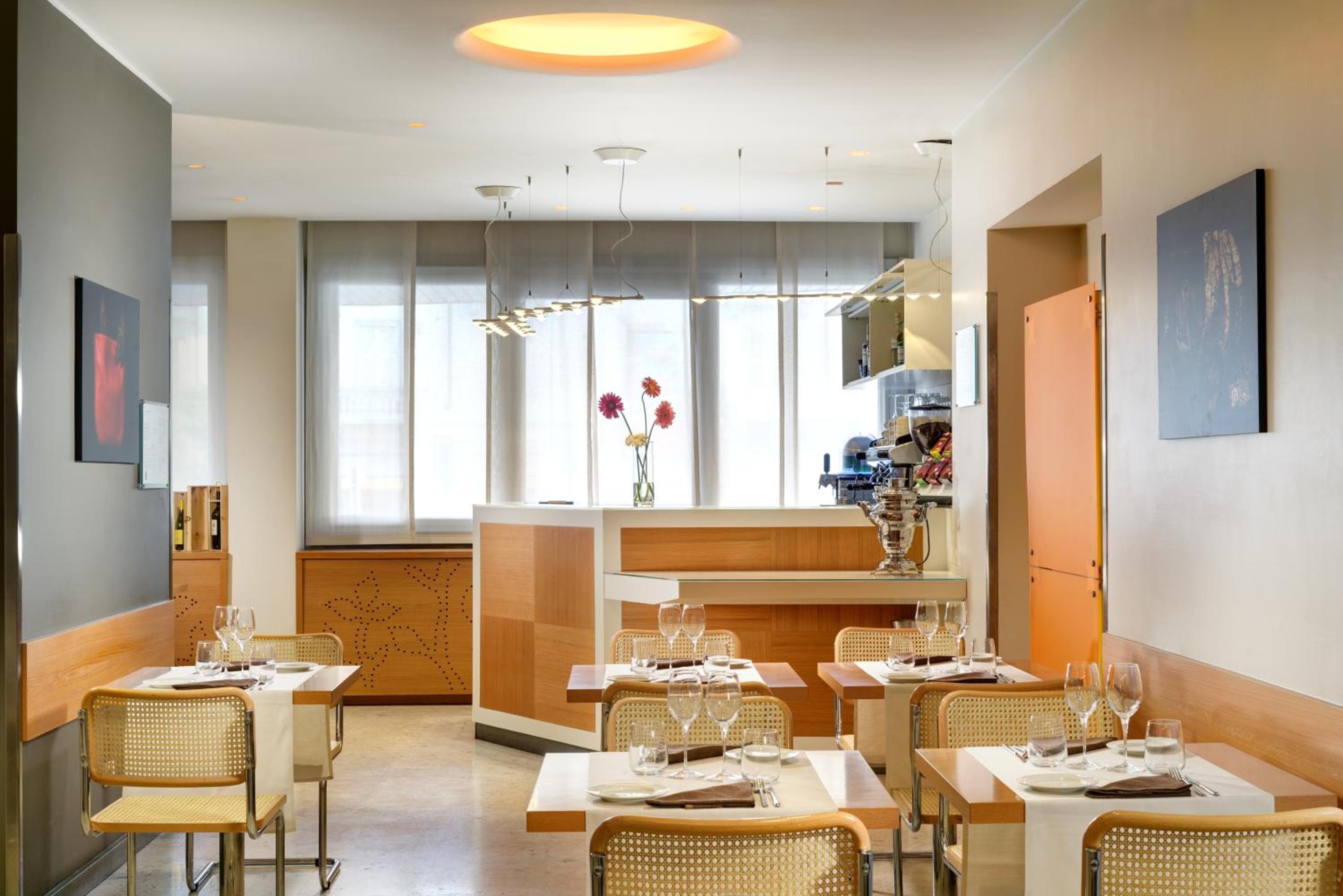 UNAHOTELS Mediterraneo Milano — 9