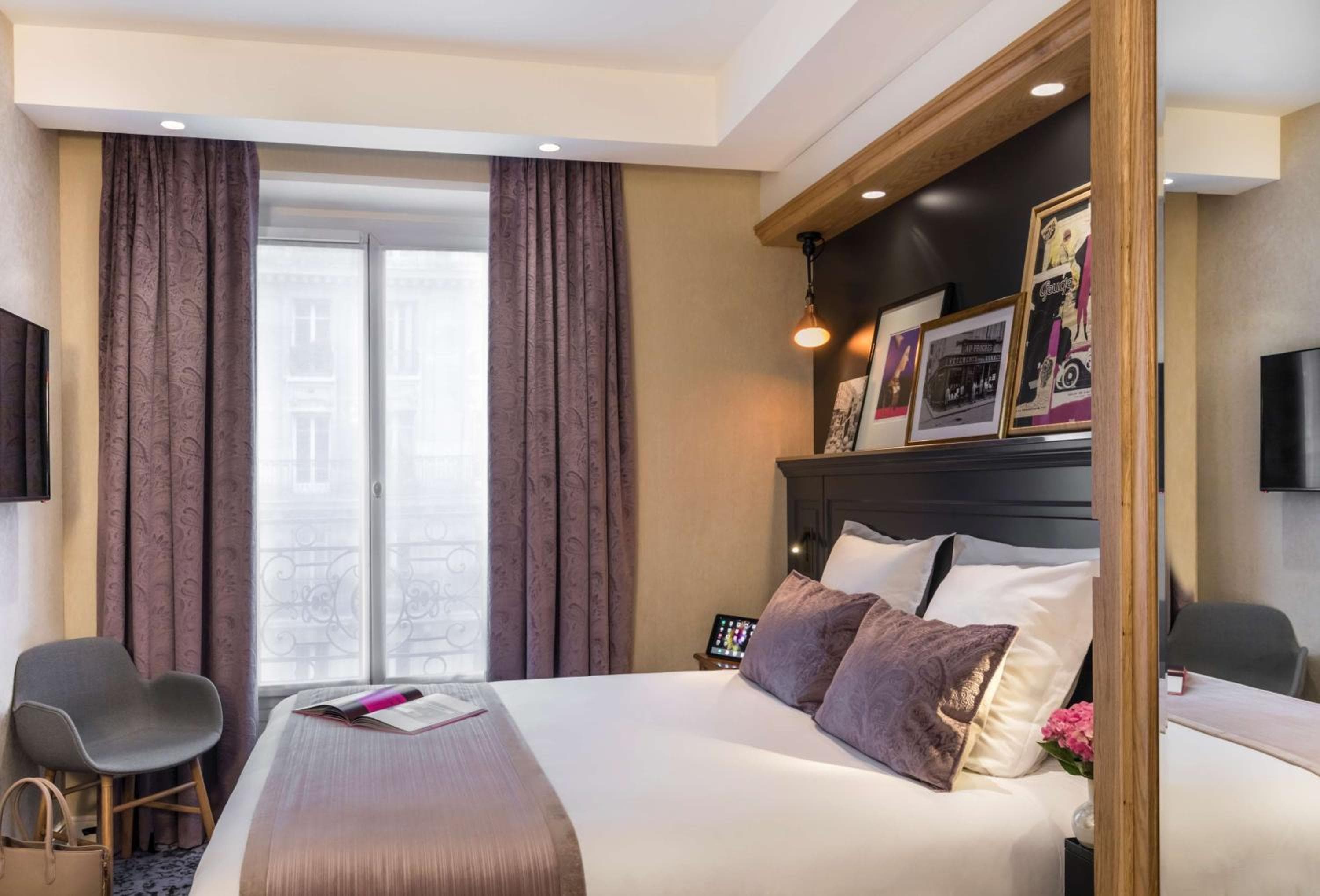 Hotel Ducs de Bourgogne — 26