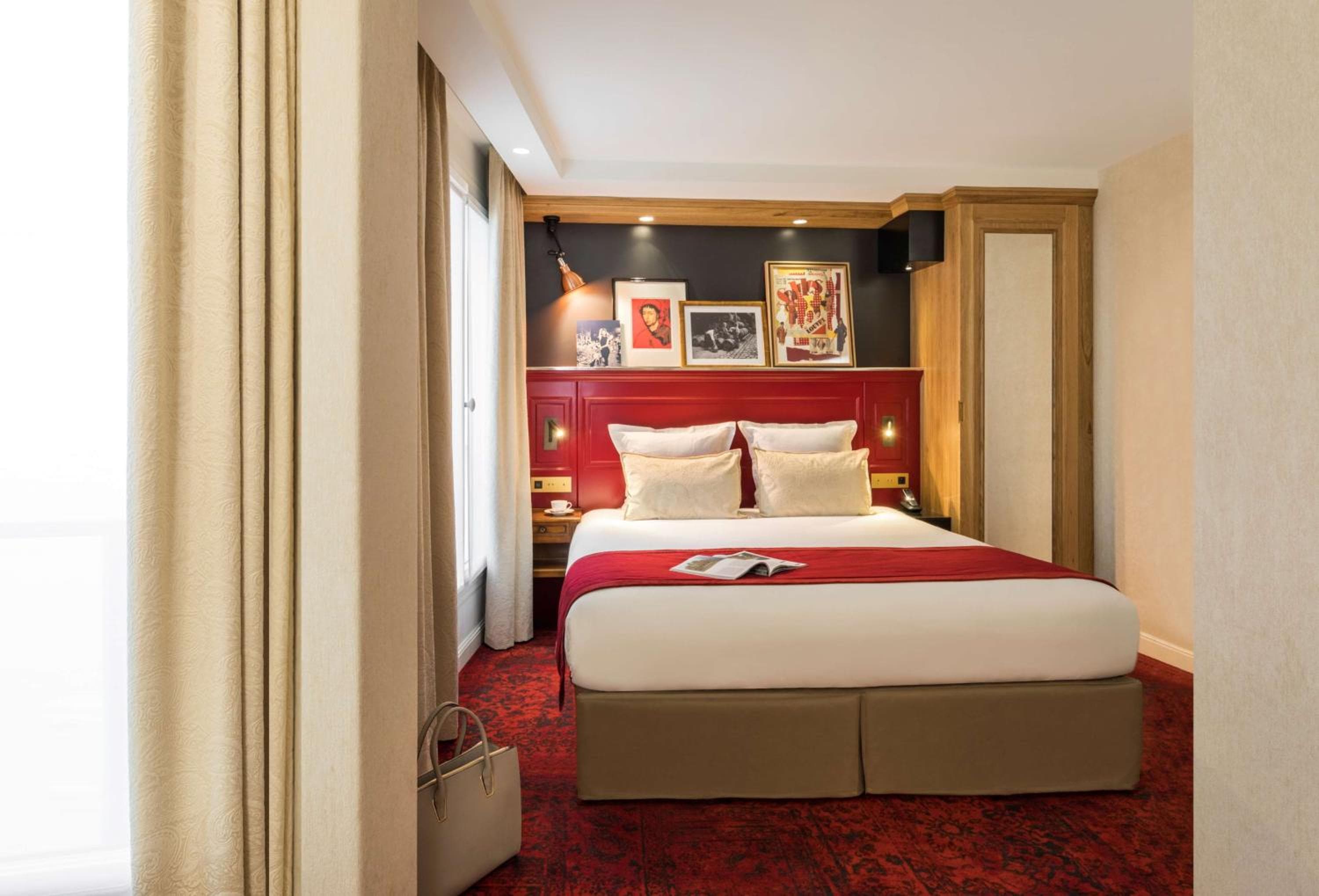 Hotel Ducs de Bourgogne — 4