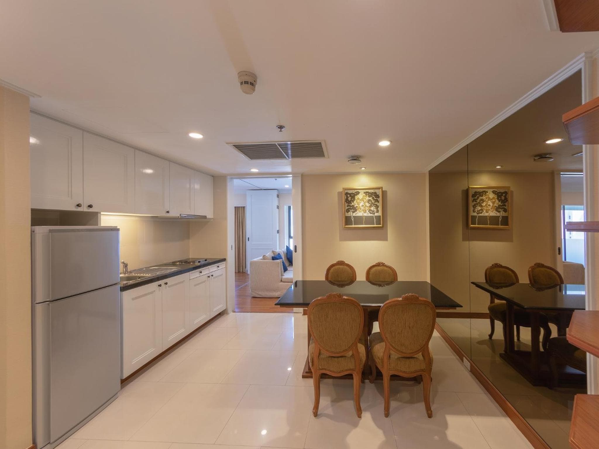 Centre Point Plus Hotel Silom — 30