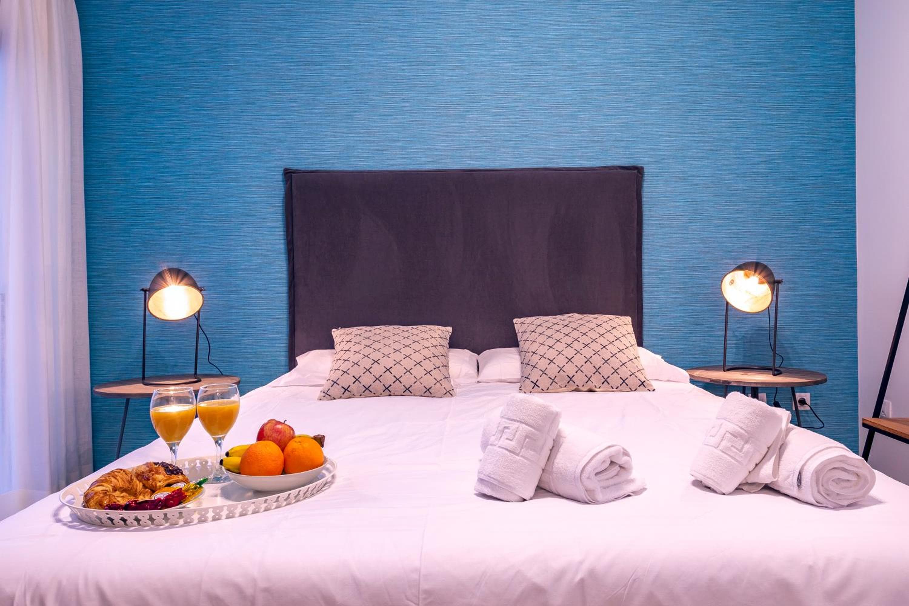 Málaga Central Suites — 9