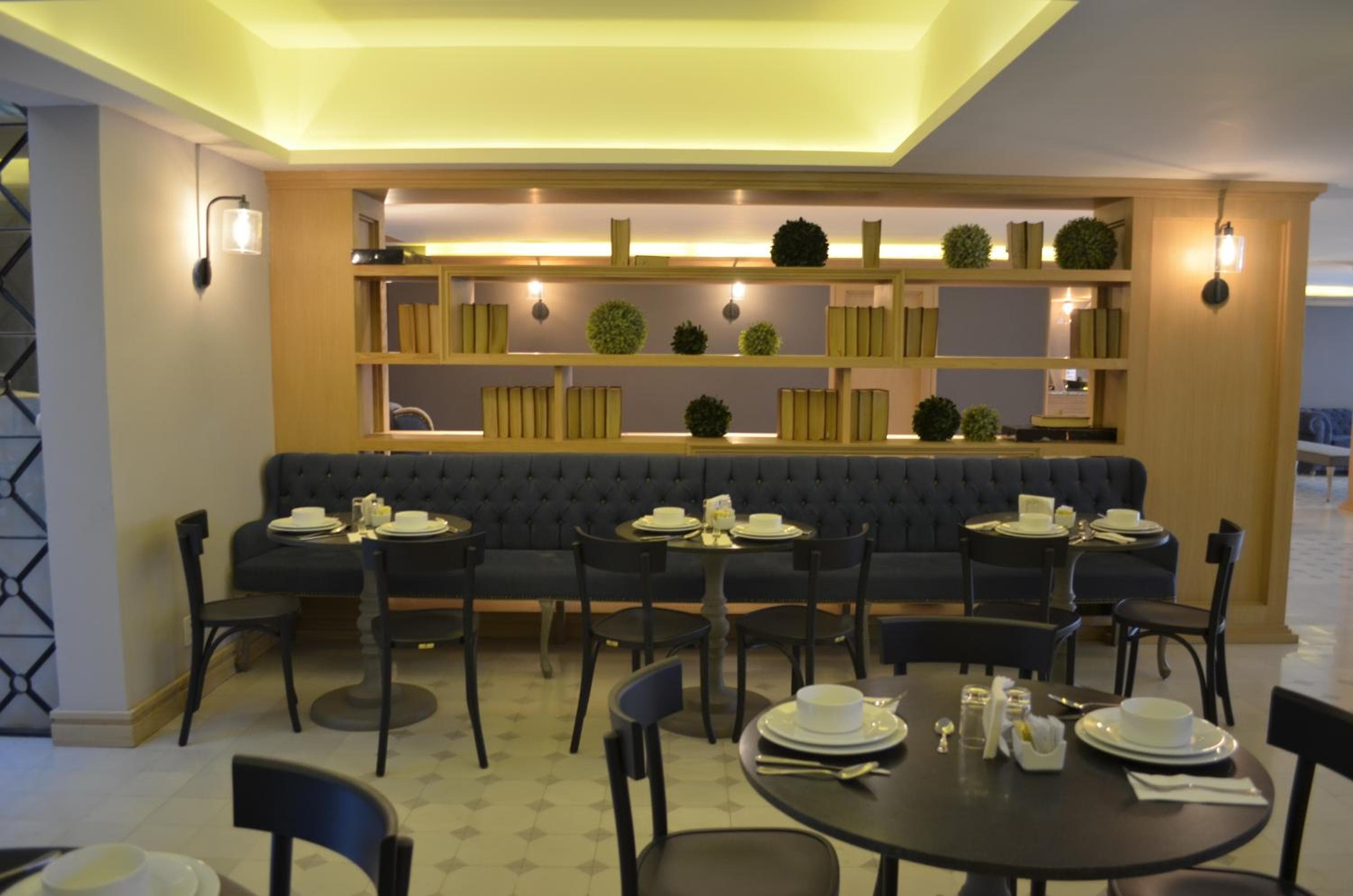 Hotel Plaza Revolución — 7