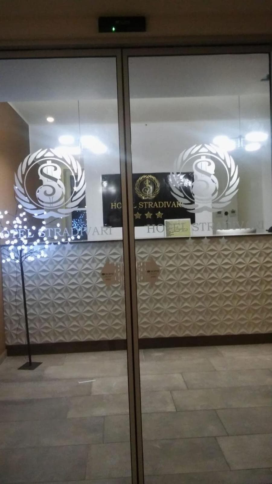 Hotel Stradivari — 8