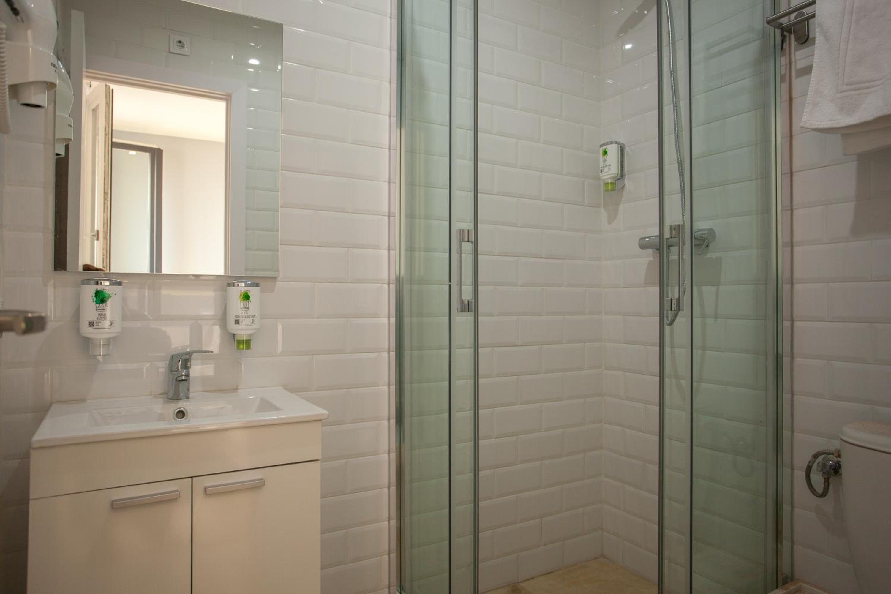 Gran Central Suites — 25