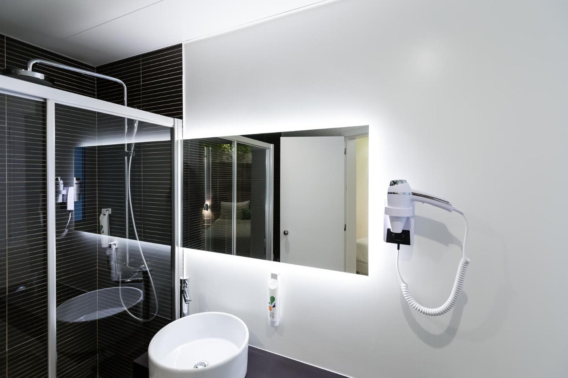 Ibis Styles Lisboa Centro Marquês de Pombal — 15