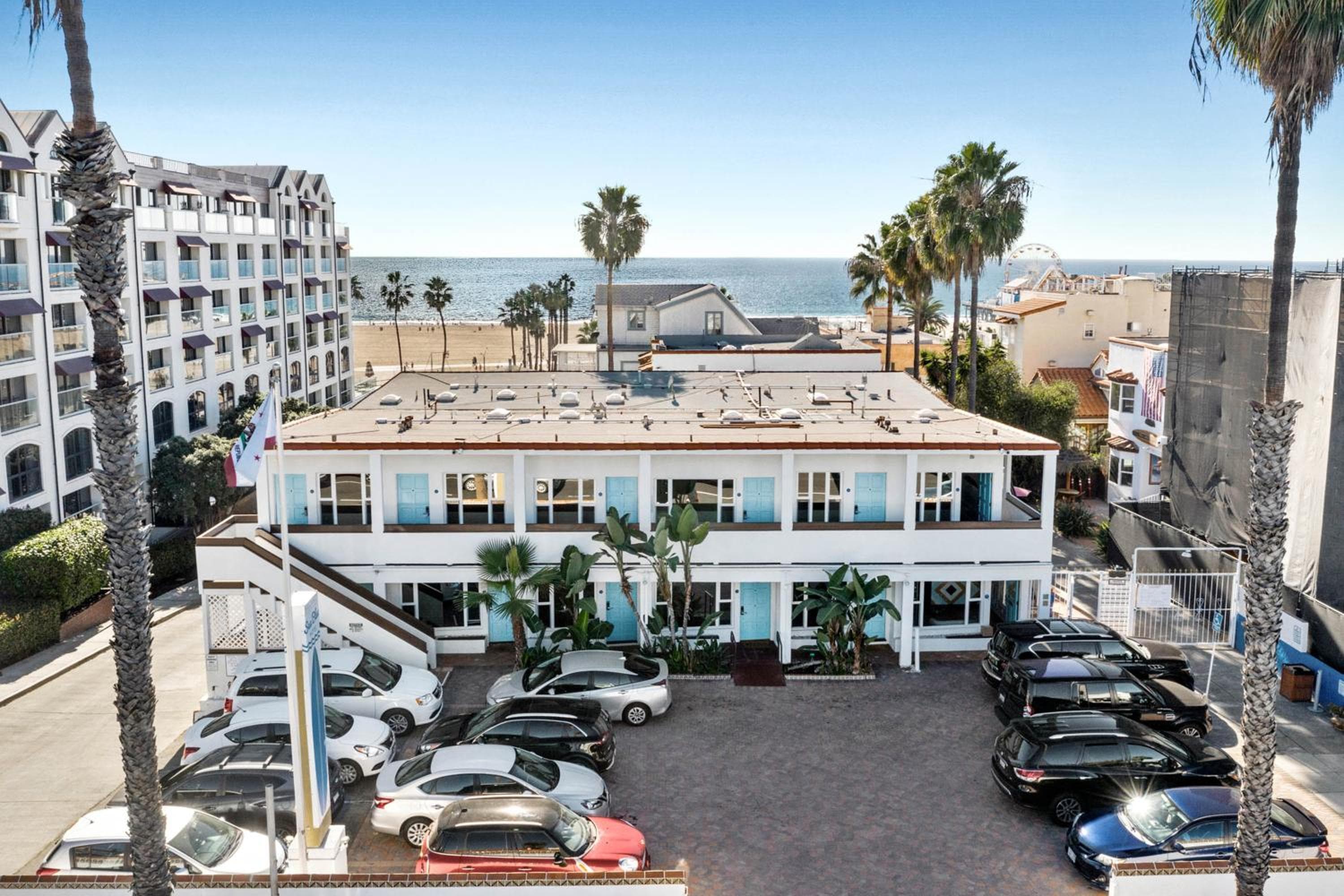 Sea Blue Hotel — 3