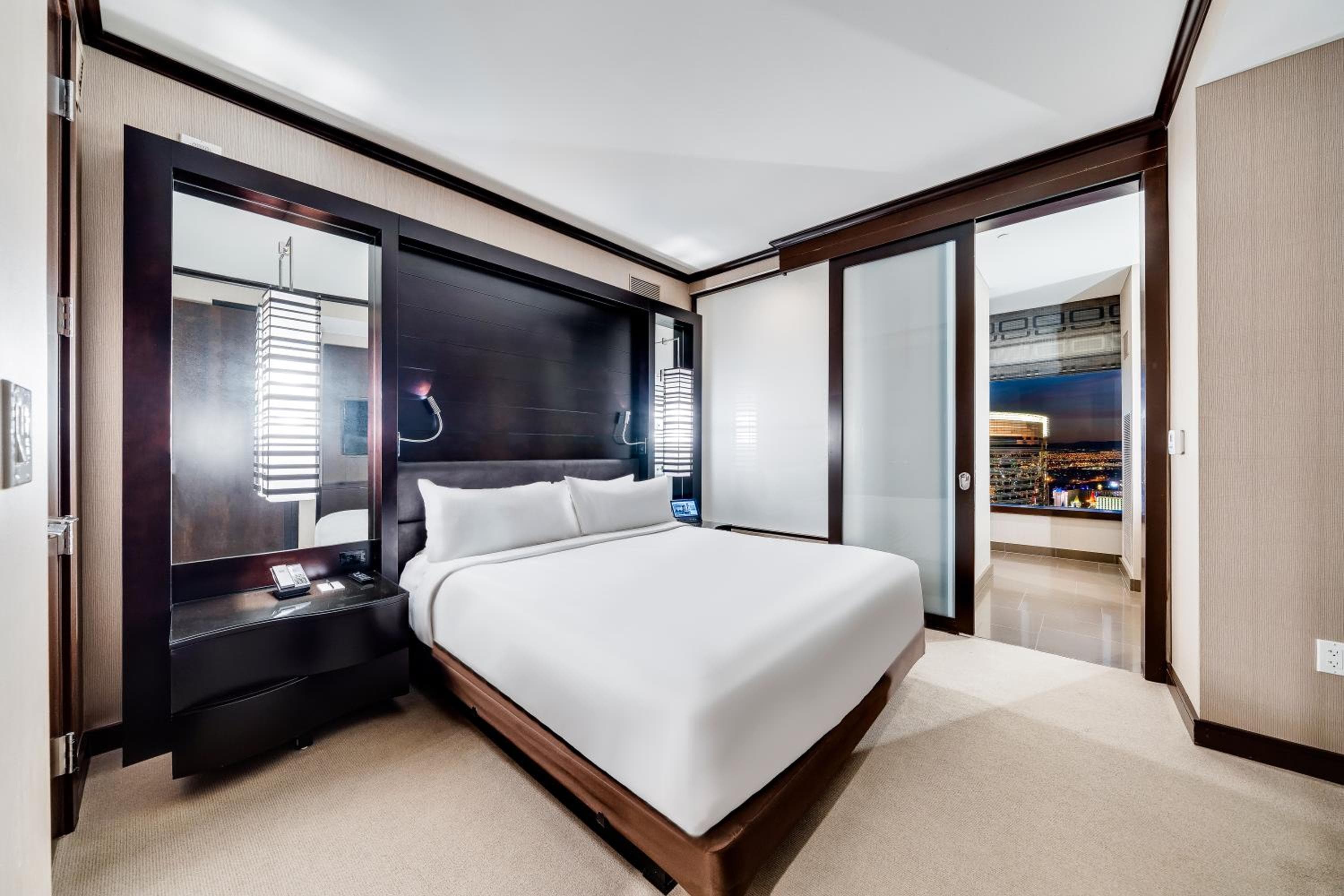 Lusso Jet al Vdara — 30