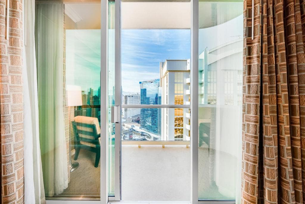 Jet Luxury at The Signature Condo Hotel — 22