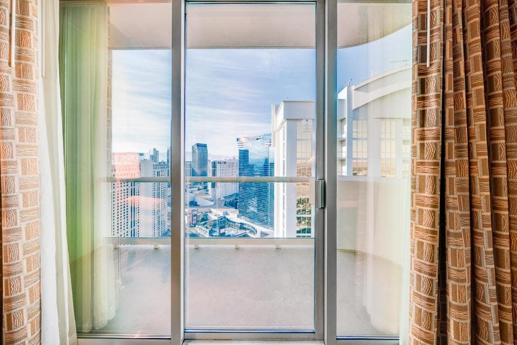 Jet Luxury at The Signature Condo Hotel — 19