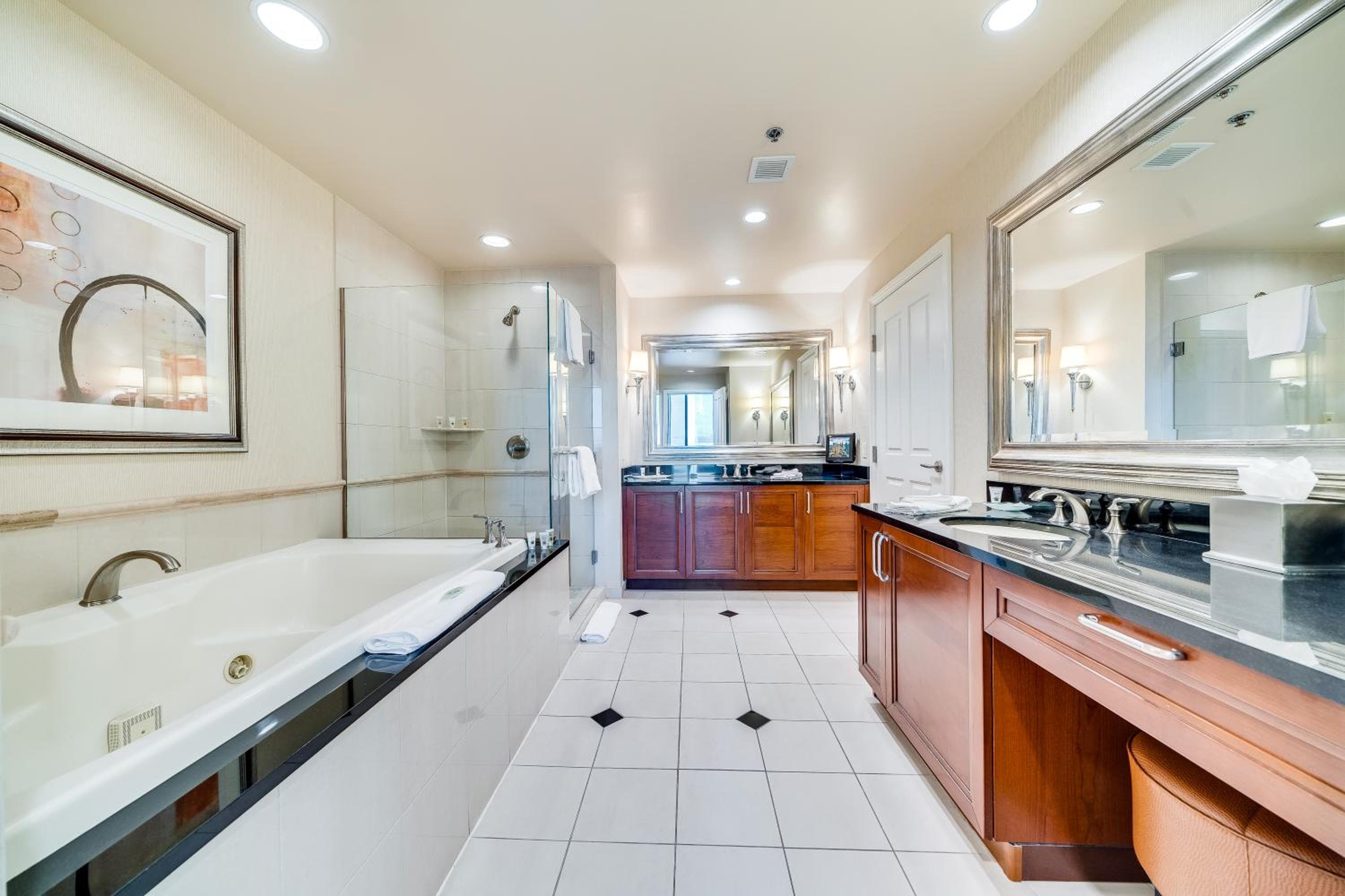 Jet di lusso al The Signature Condo Hotel — 15