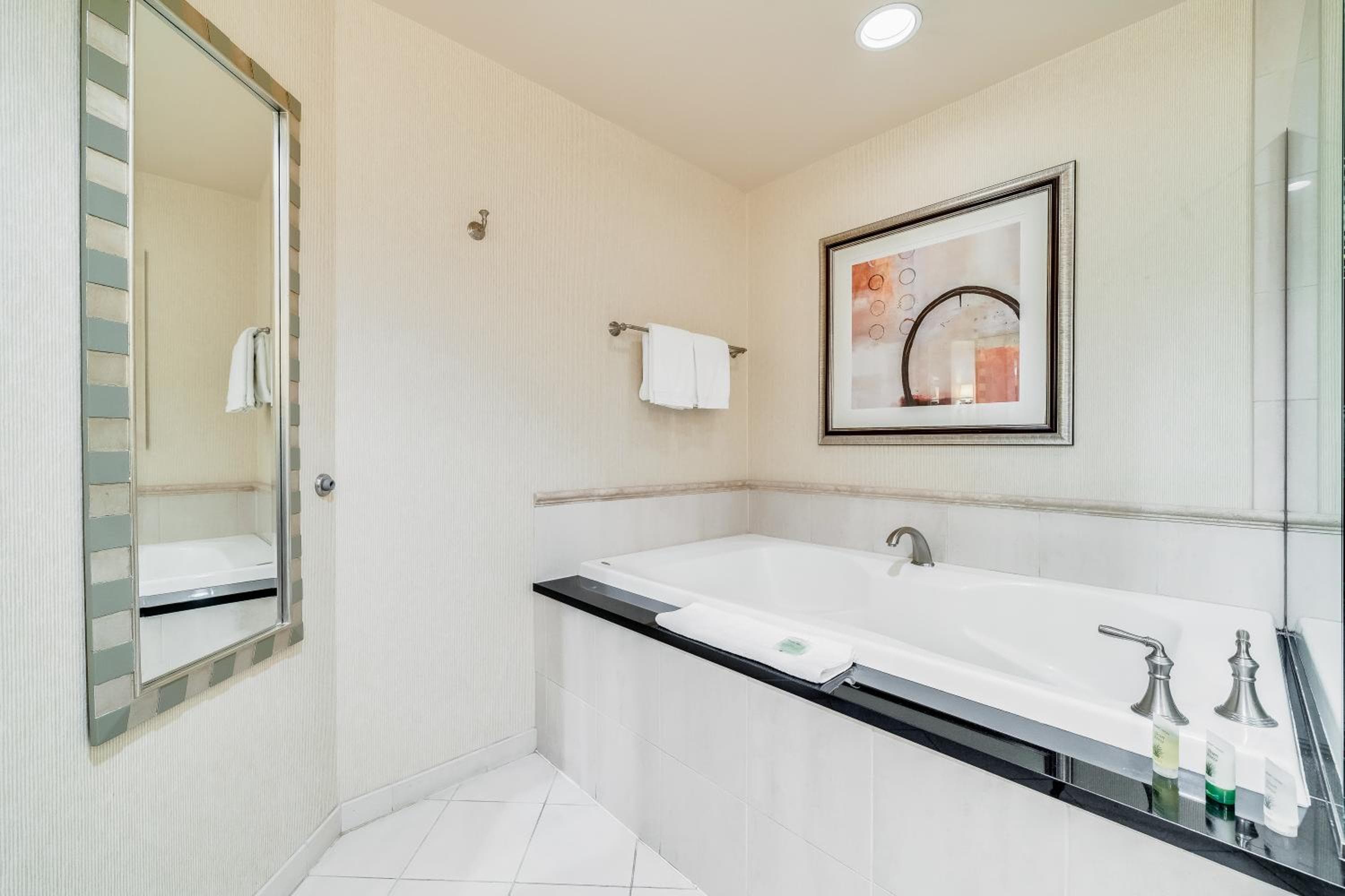 Jet di lusso al The Signature Condo Hotel — 24