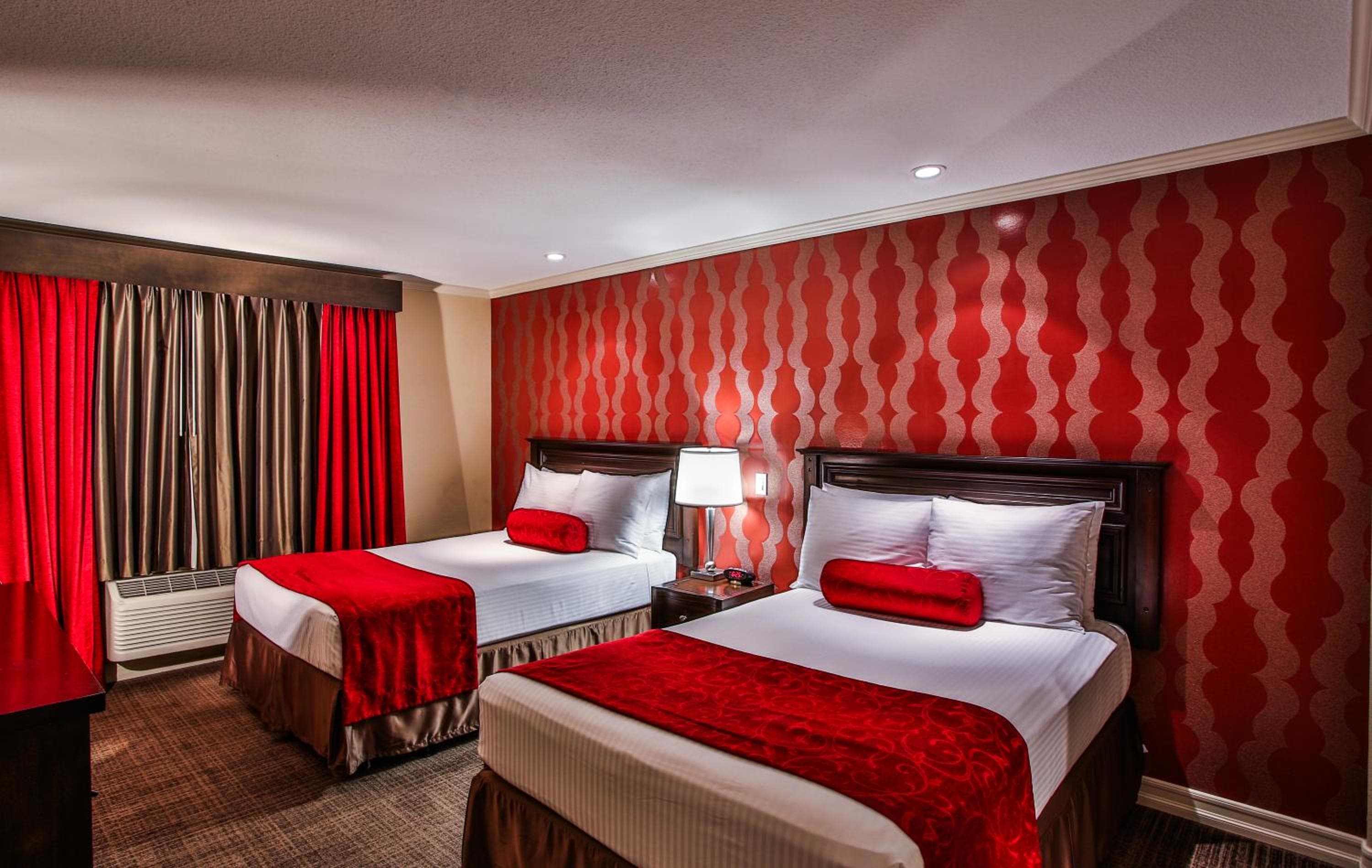 Tuscany Suites & Casino — 14