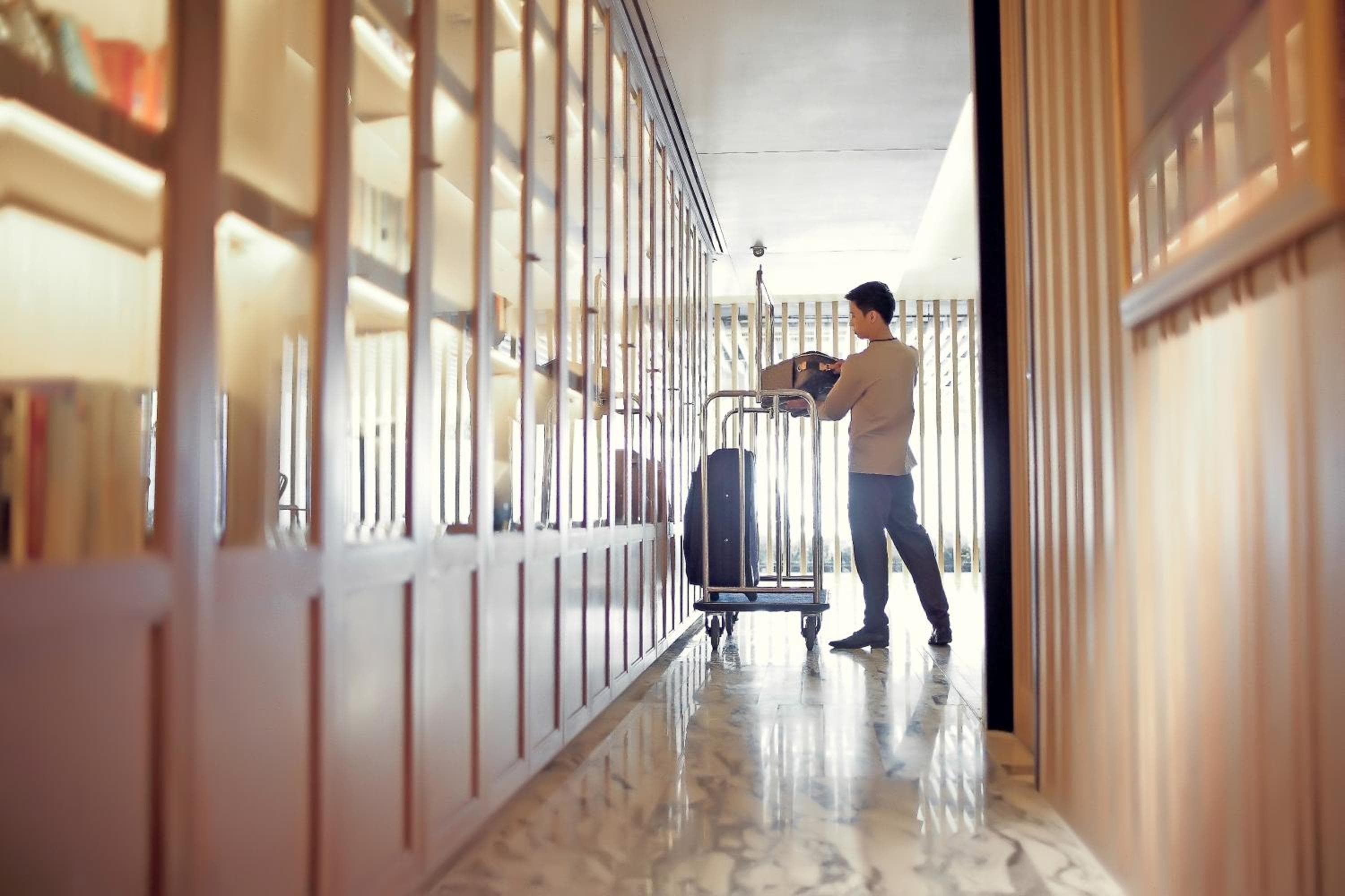 Arcadia Suites Ploenchit Bangkok — 7