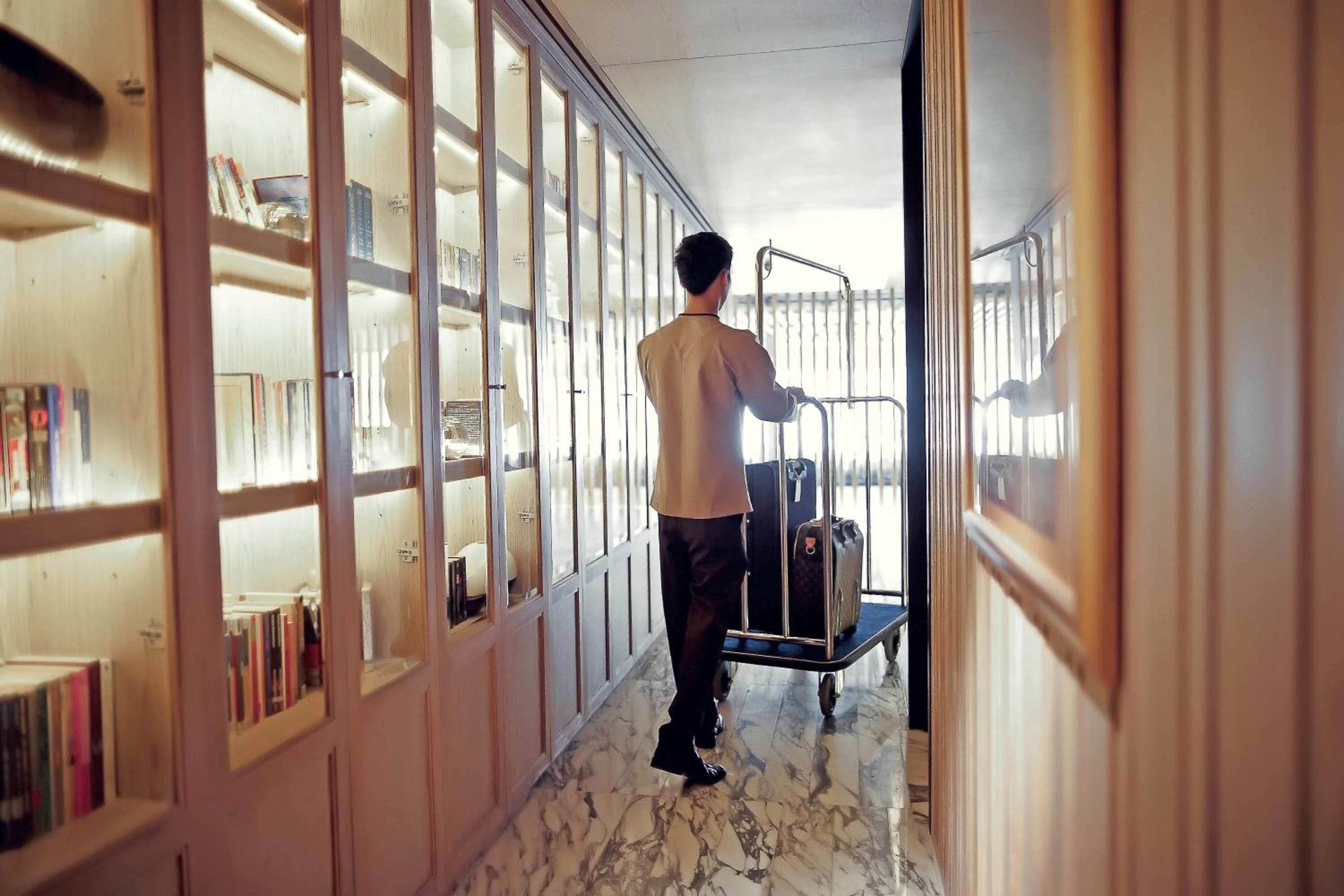 Arcadia Suites Ploenchit Bangkok — 23