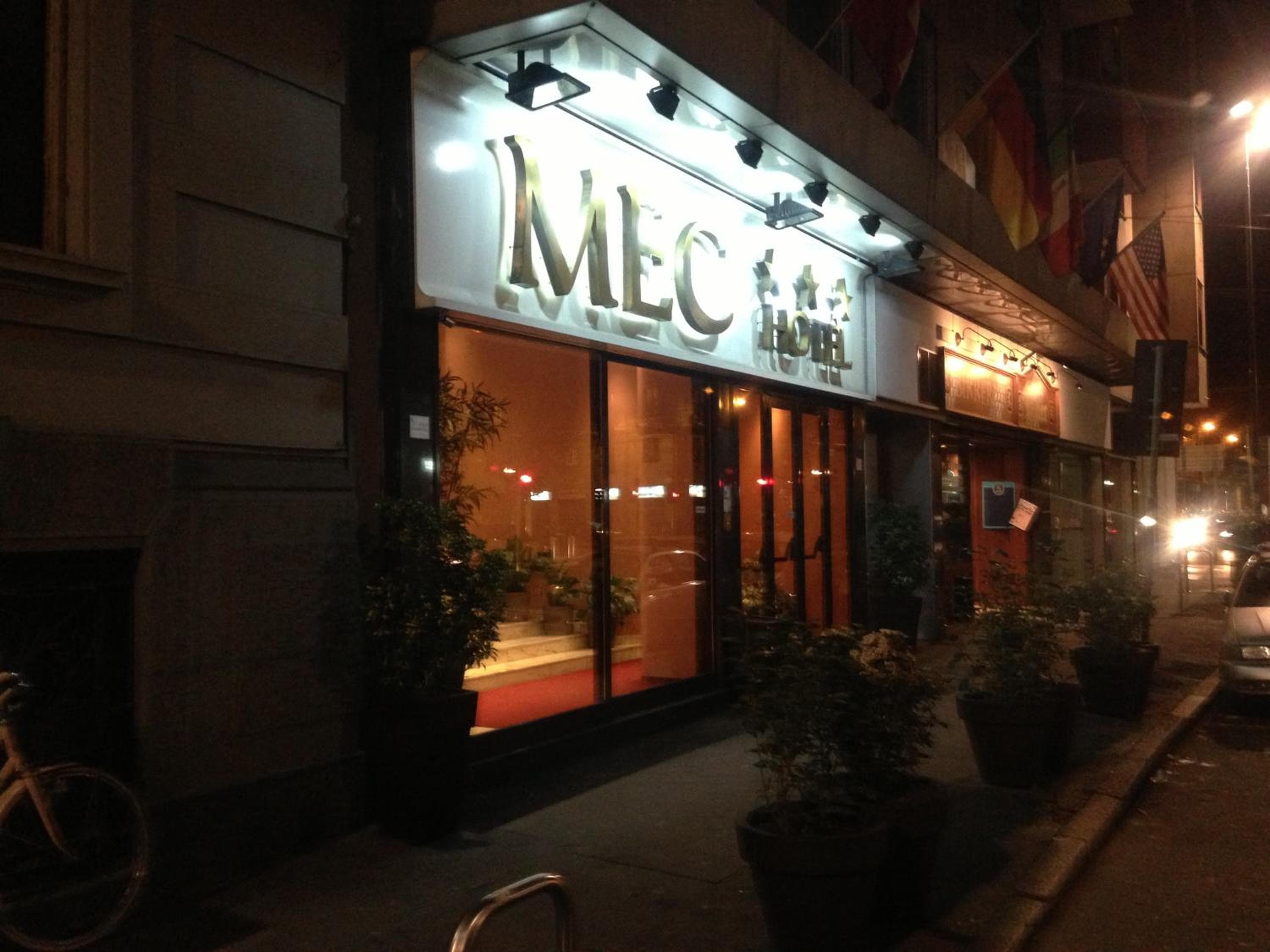 Hotel Mec — 1